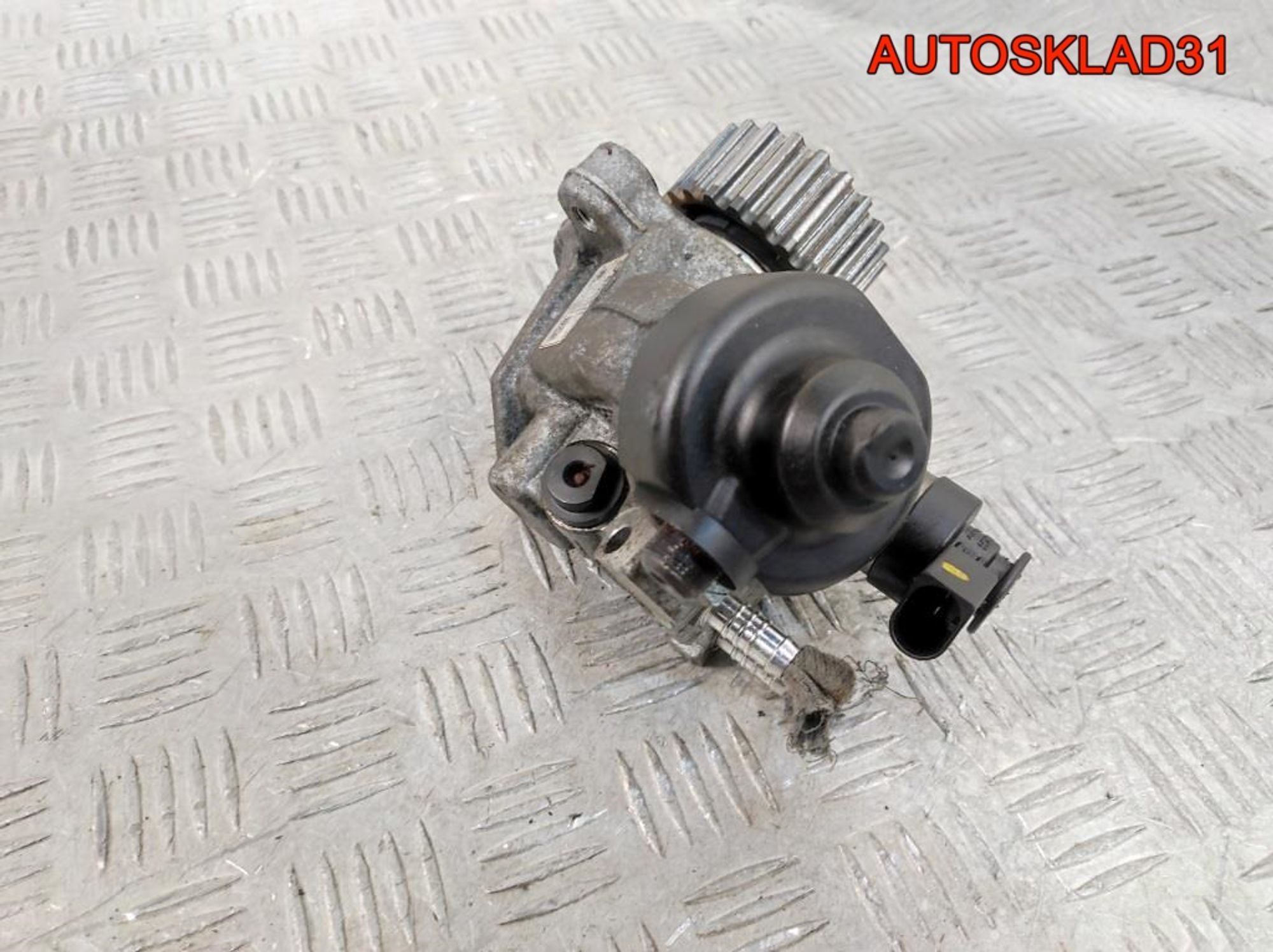 ТНВД Skoda Rapid 1,6 CXM Дизель 04L130755E, 15300 рублей, Дубовое