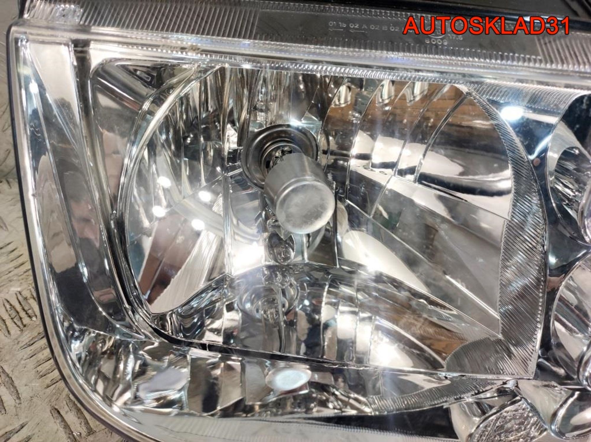 Фара правая Taiwan Volkswagen Bora 205653B, 6500 рублей, Дубовое