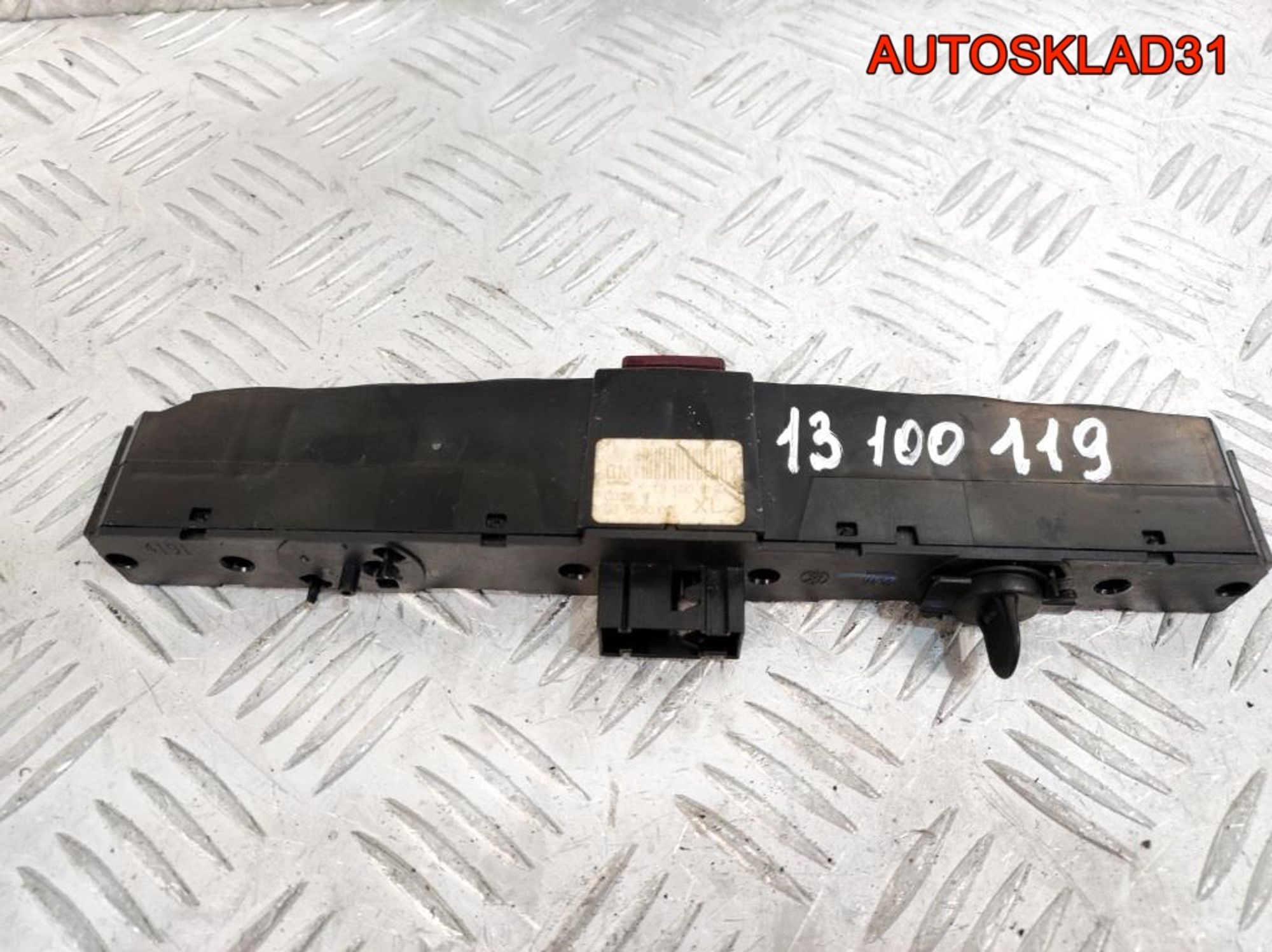 Блок кнопок Opel Astra H 13100119, 14400 рублей, Дубовое