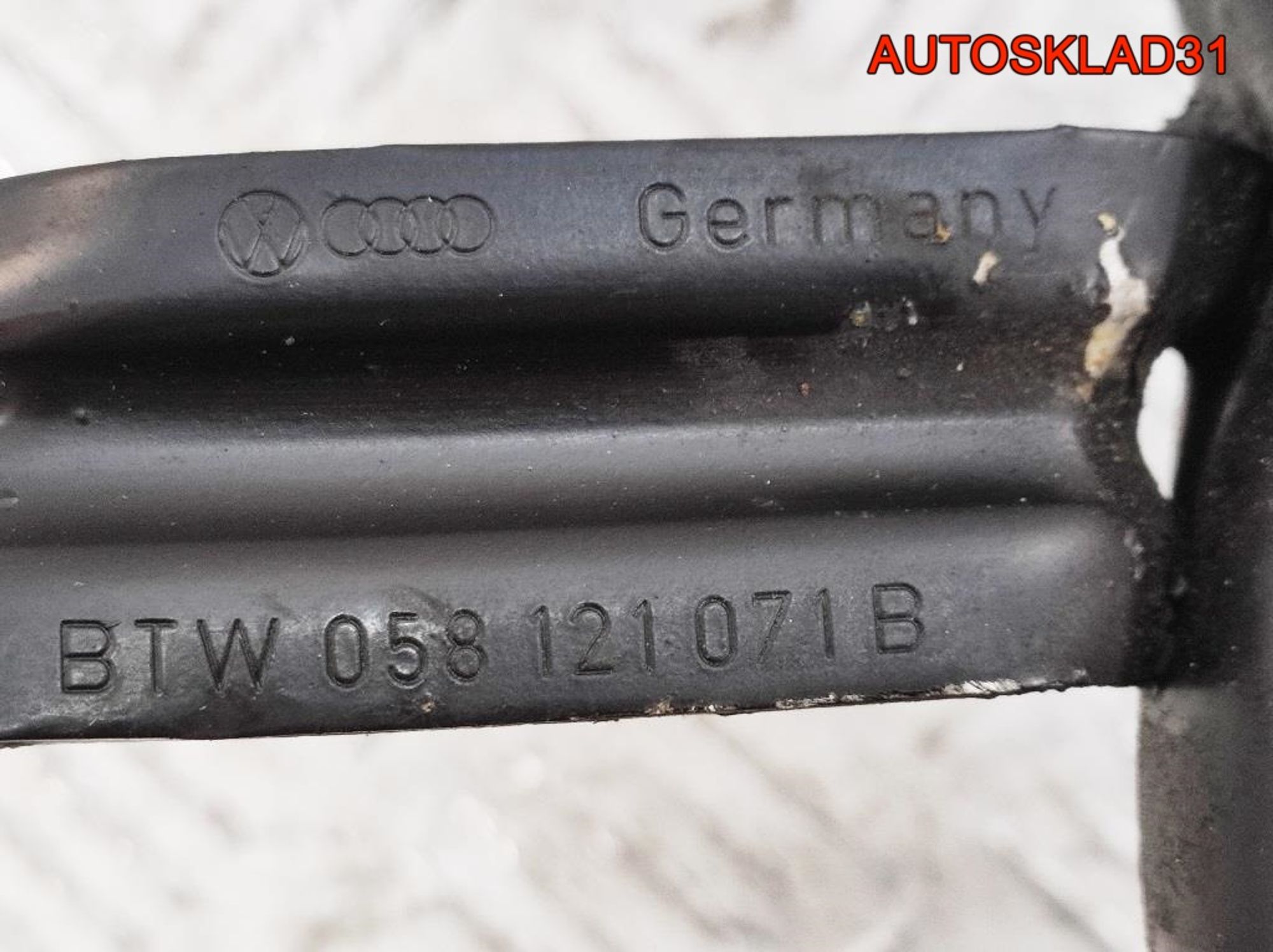 Трубка охлаждающей жидкости VW Passat B5 1,8 Бензин 058121071B, 600 рублей, Дубовое