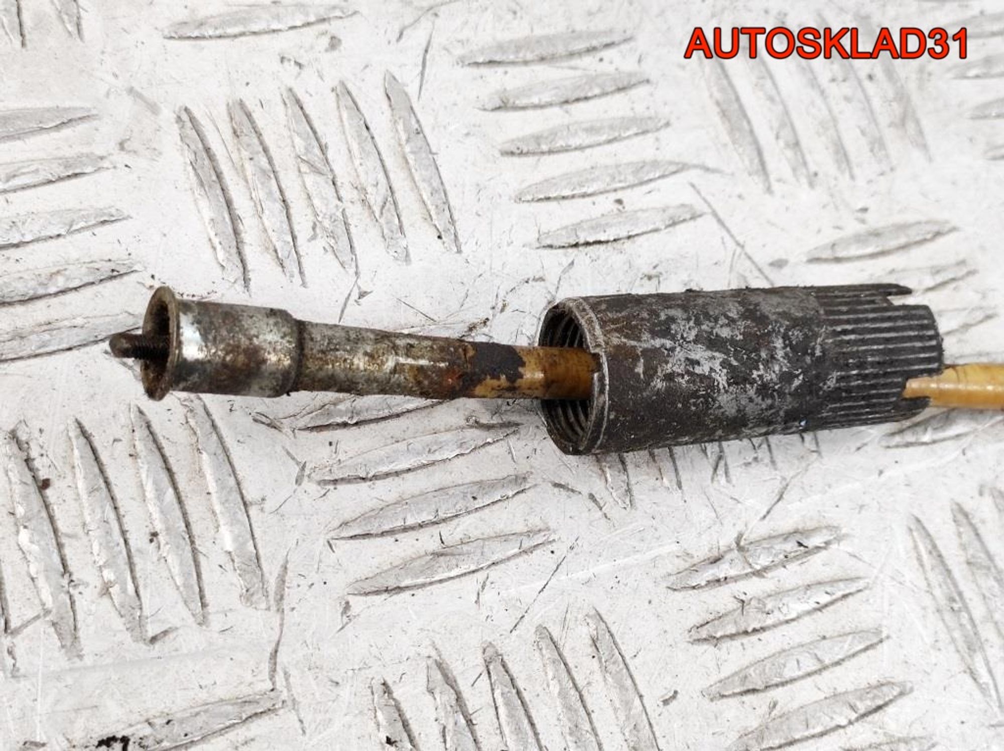 Трос спидометра VW Passat B3 357957803, 2000 рублей, Дубовое