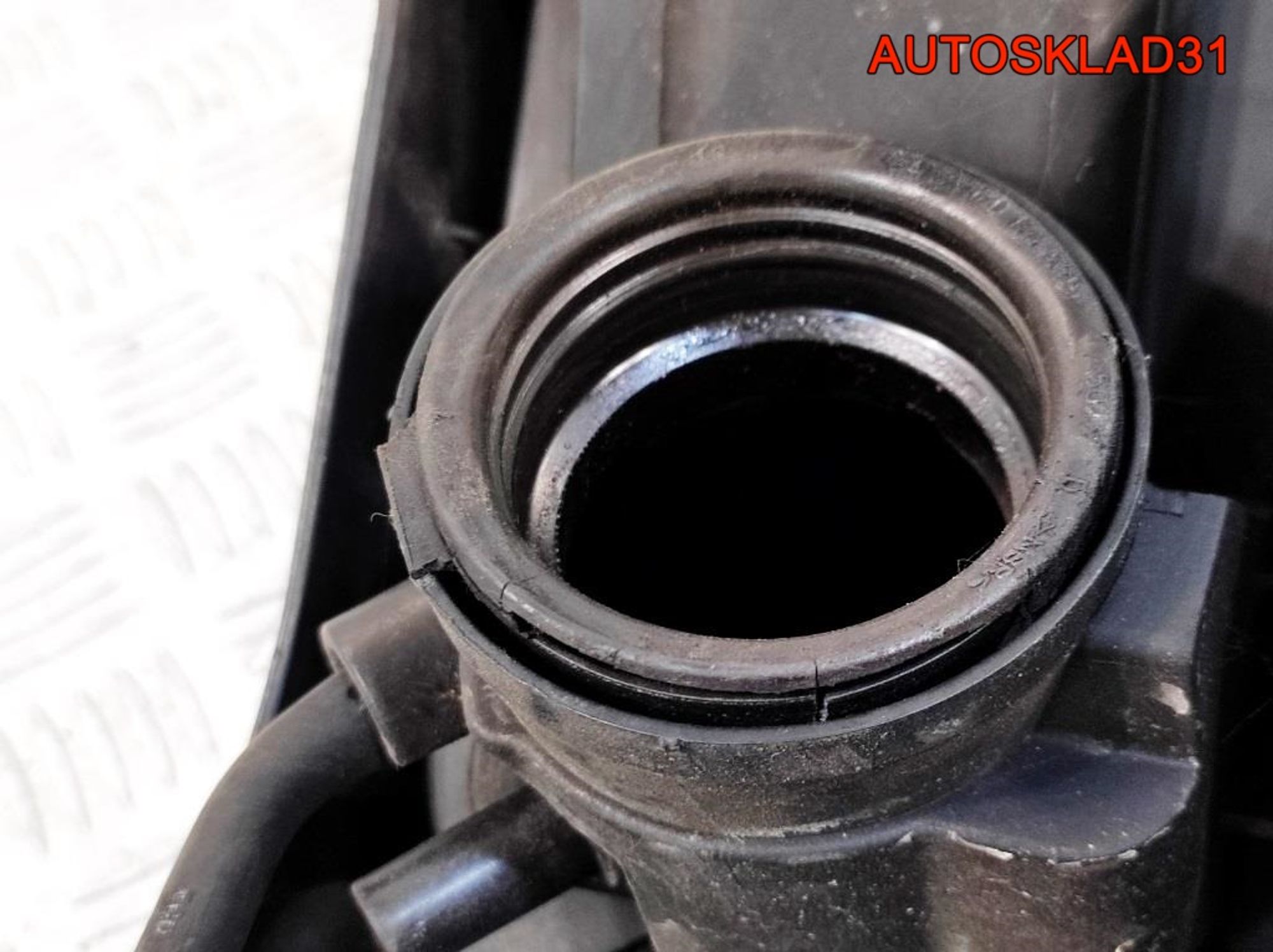 Корпус воздушного фильтра Skoda Fabia 1 1,2 AWY 03D129607K, 2300 рублей, Дубовое