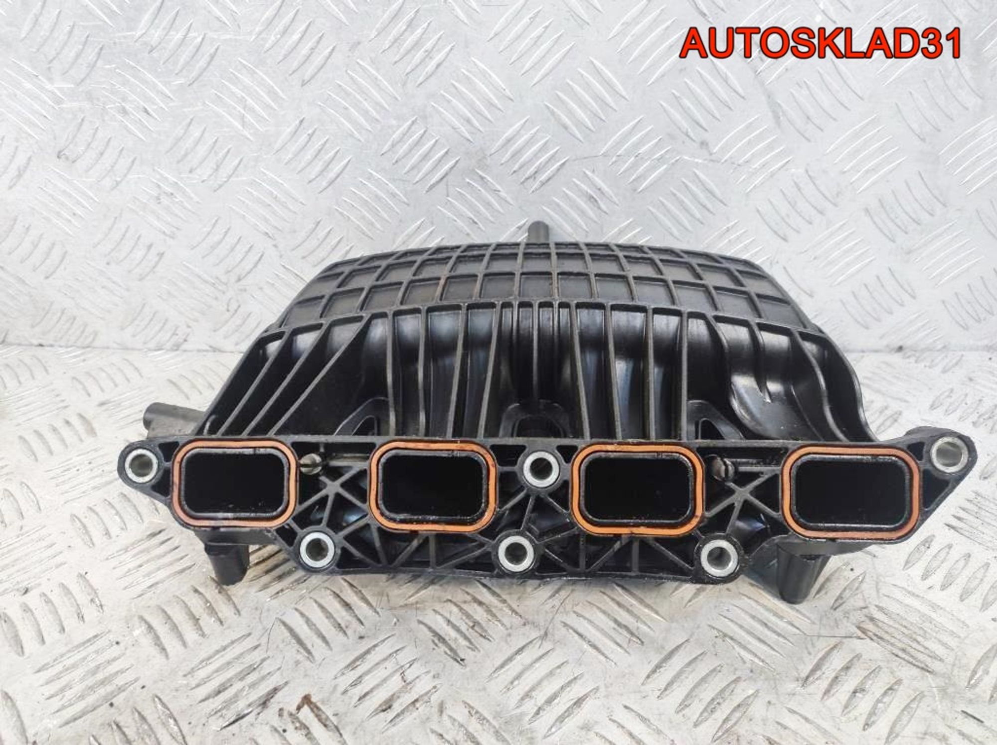 Коллектор впускной VW Tiguan 1,4 CAV 03C129711AE, 3300 рублей, Дубовое