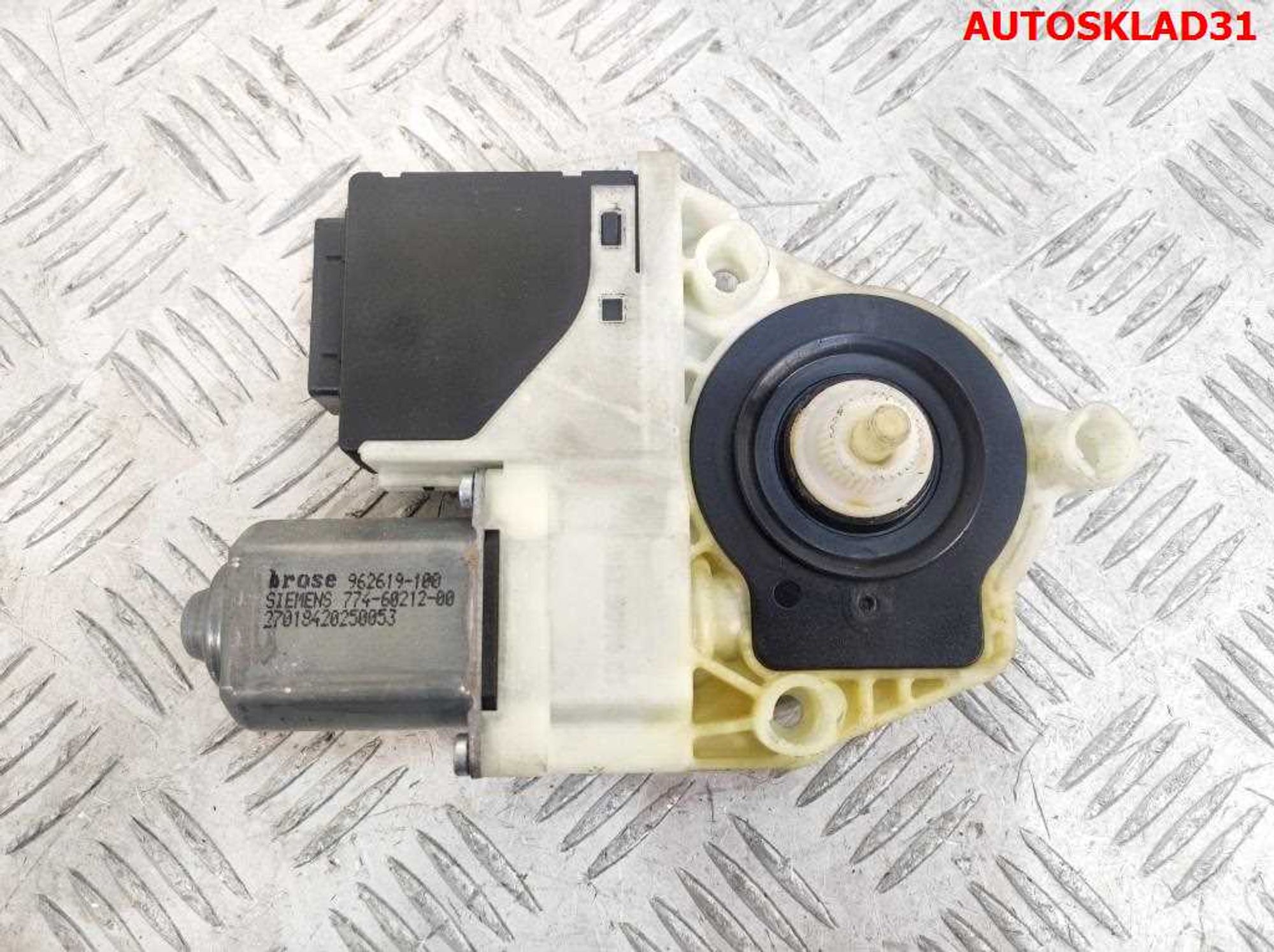 Мотор стеклоподъемника левый задний VW Passat B6 1K0959703AB, 1000 рублей, Дубовое