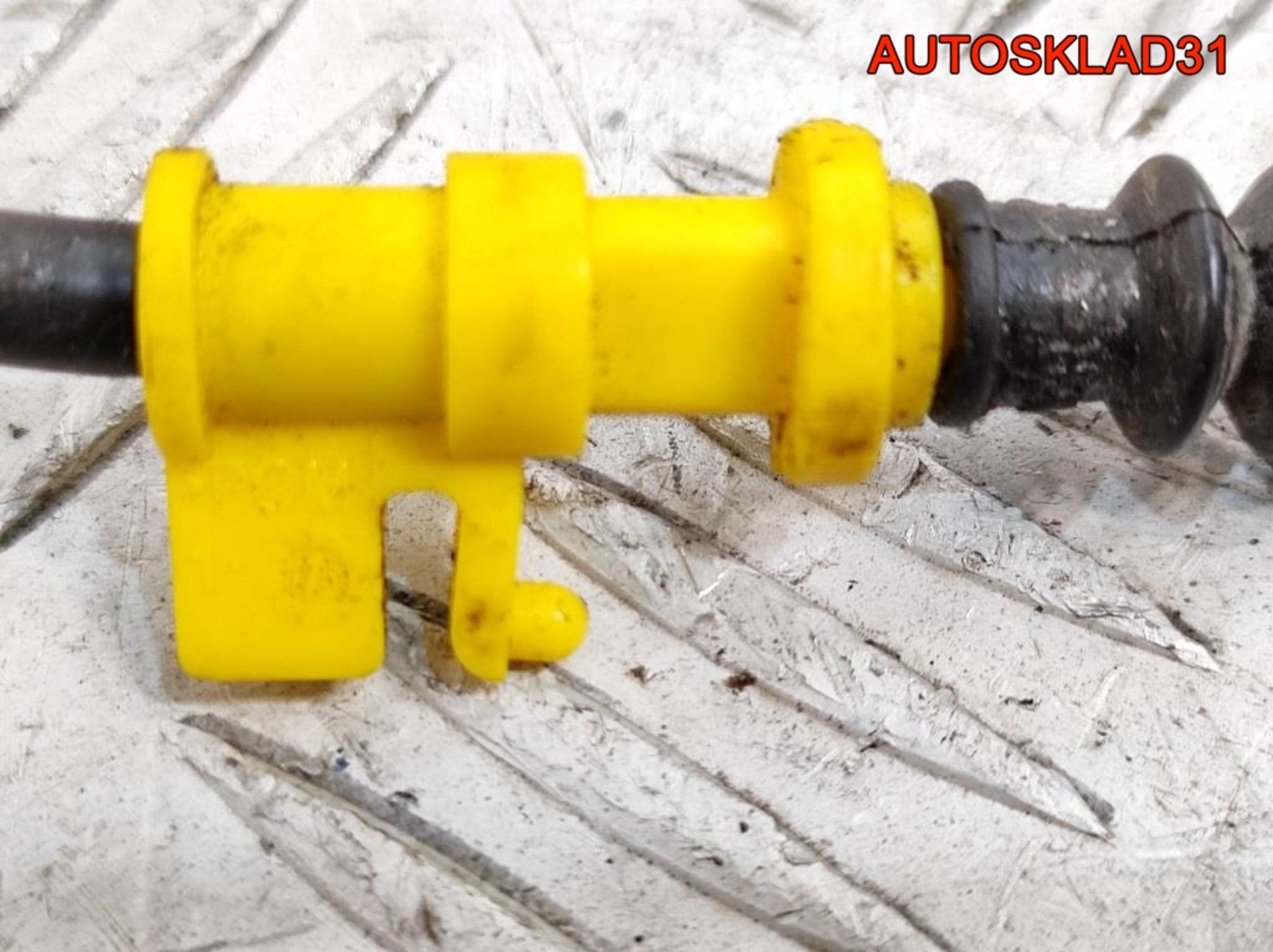 Трос открывания двери Audi A6 C7 4G 4H0837099B, 1000 рублей, Дубовое