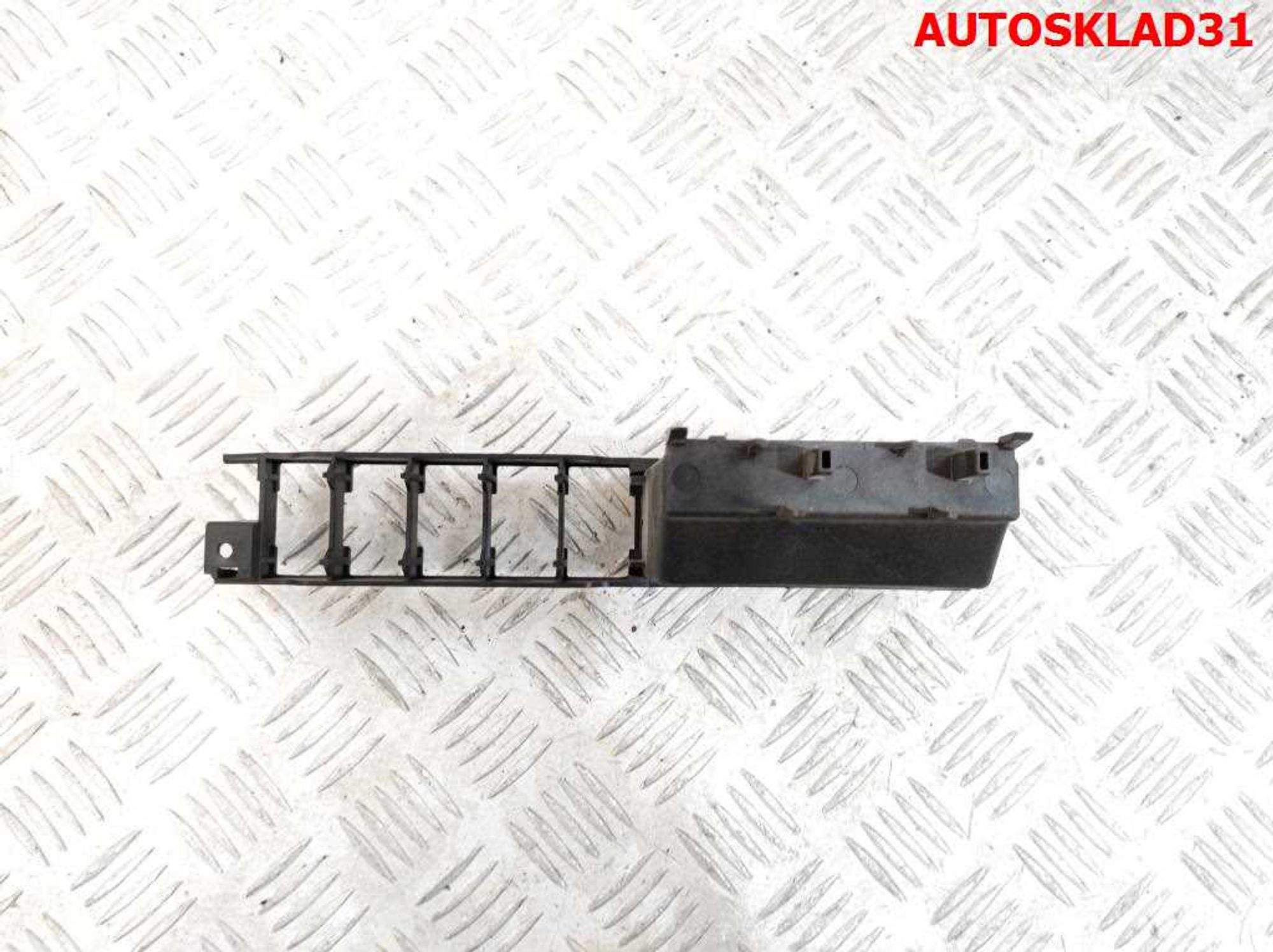 Рамка кнопок в торпедо Audi A6 C4 4A0941561A, 300 рублей, Дубовое