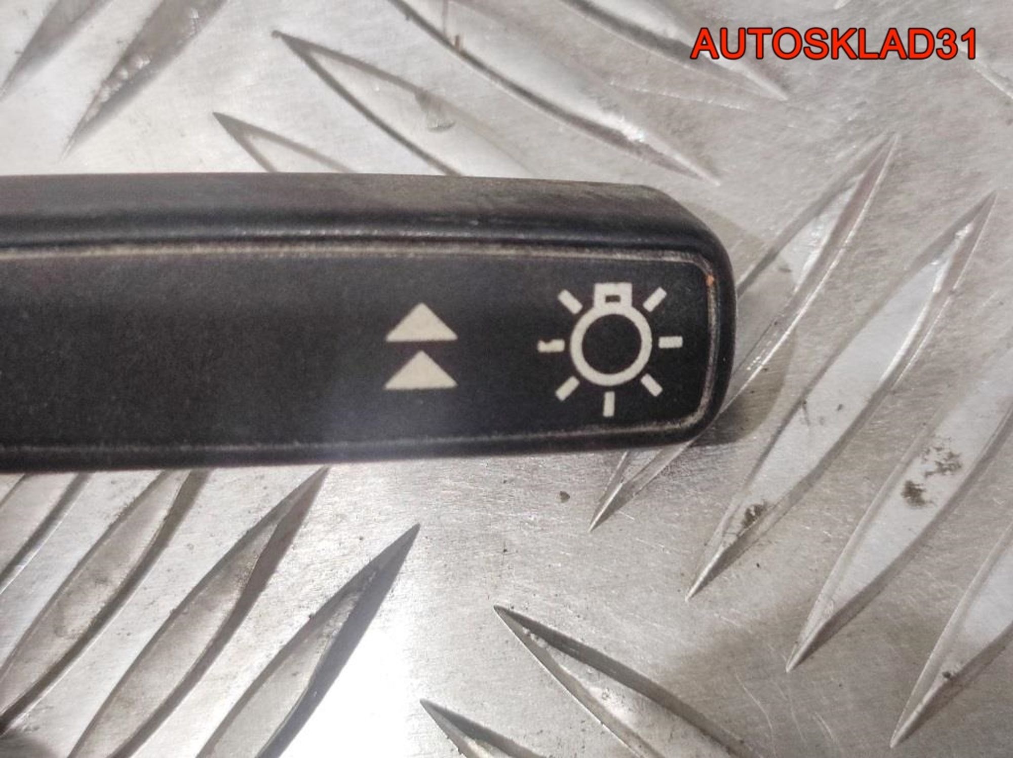 Переключатель стеклоочистителя Ford Sierra 83BG11K665CA, 1000 рублей, Дубовое