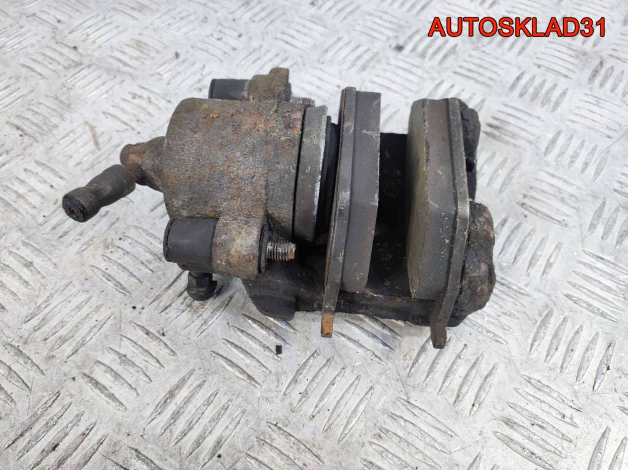 Суппорт тормозной передний левый VW Polo 9N, 1300 рублей, Дубовое