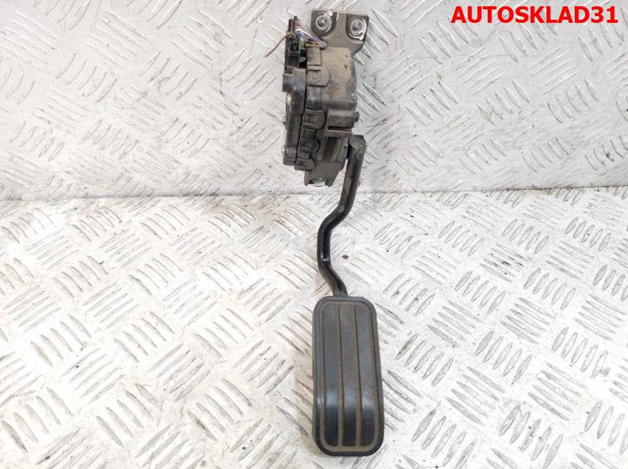 Педаль газа Volkswagen Sharan 1 7M3721603D Дизель, 2500 рублей, Дубовое