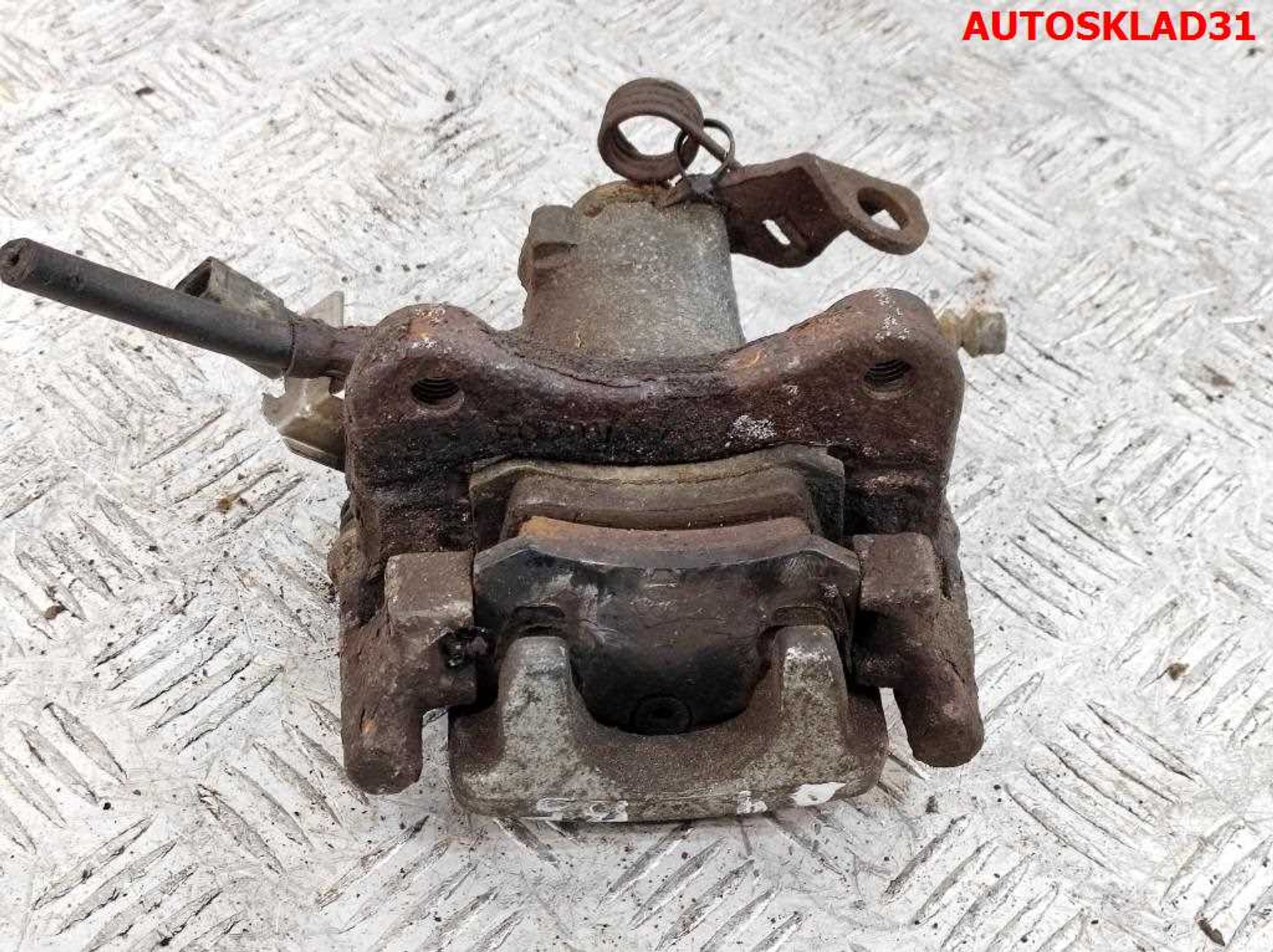 Суппорт тормозной задний правый Audi A4 B5 Quattro, 4000 рублей, Дубовое