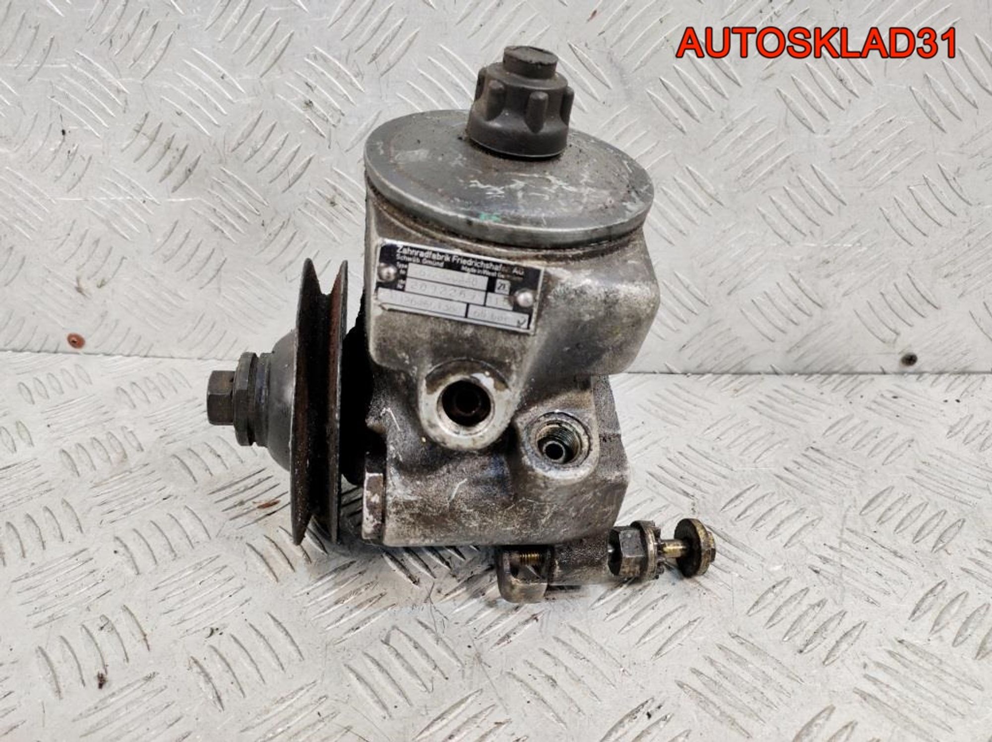 Насос гидроусилителя Mercedes Benz W126 A1264601380, 3200 рублей, Дубовое