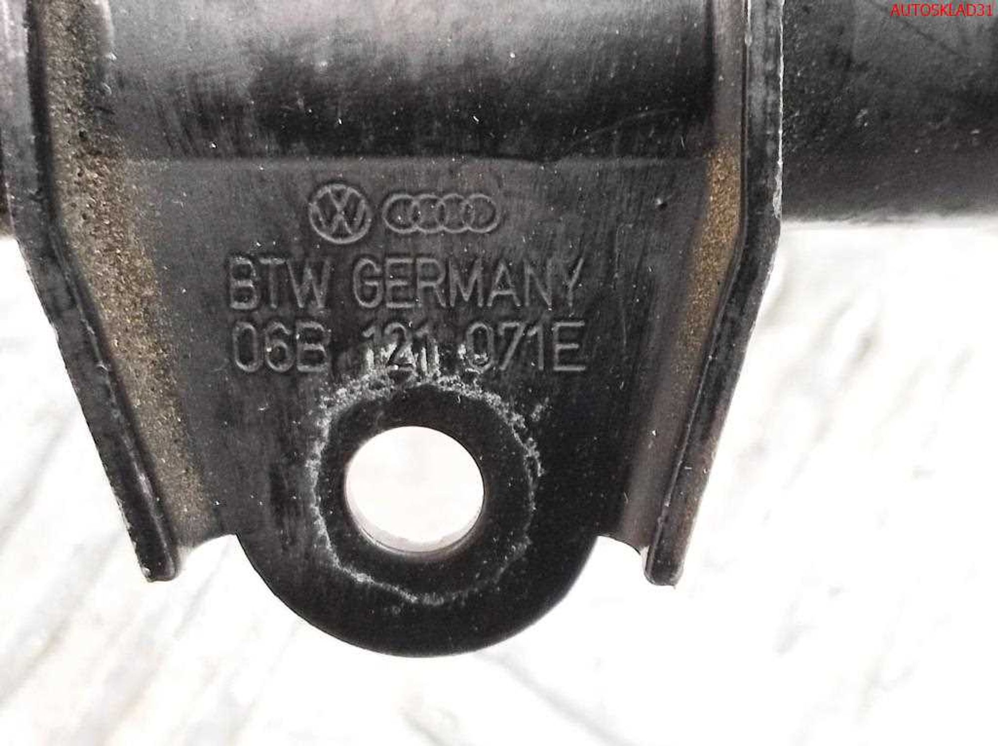 Трубка охлаждающей жидкости VW Passat B5 1,6 AHL 06B121071E, 1000 рублей, Дубовое