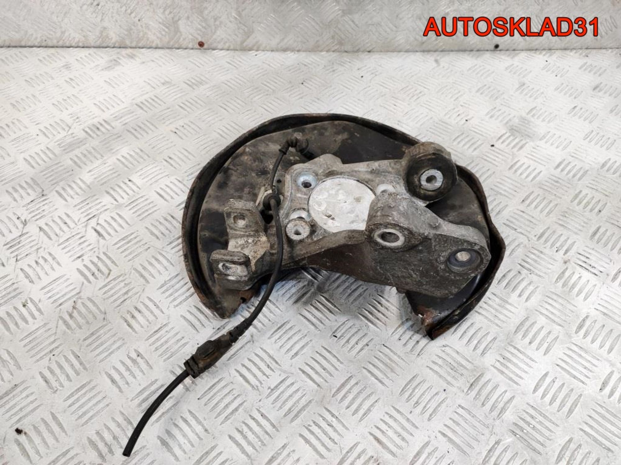 Кулак поворотный задний левый 2WD Audi A6 C6 4F0505433H, 1000 рублей, Дубовое