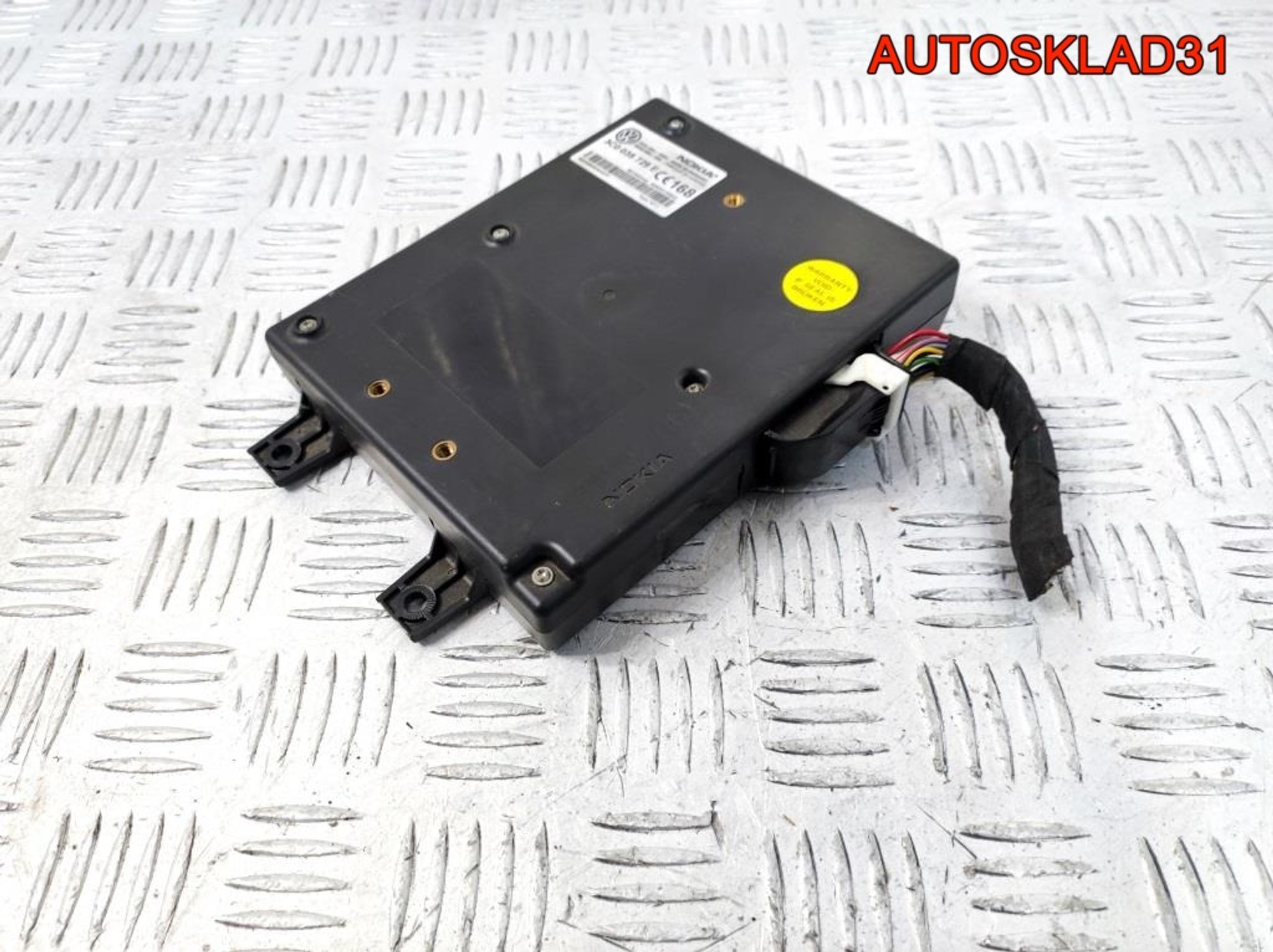 Блок управления Bluetooth VW Passat B6 3C0035729E, 3300 рублей, Дубовое