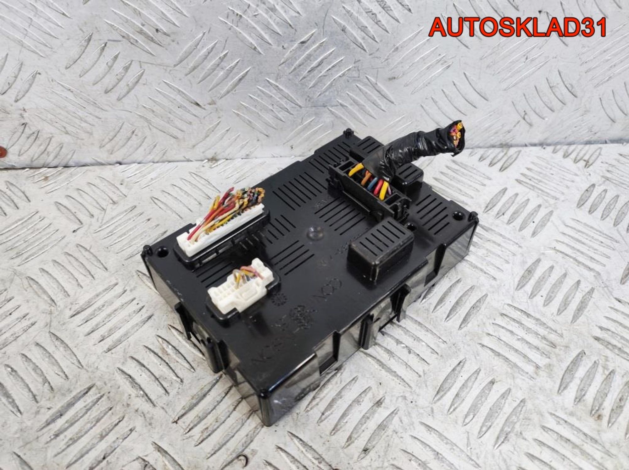 Блок комфорта Nissan Micra K12 284B2EM01E, 1300 рублей, Дубовое