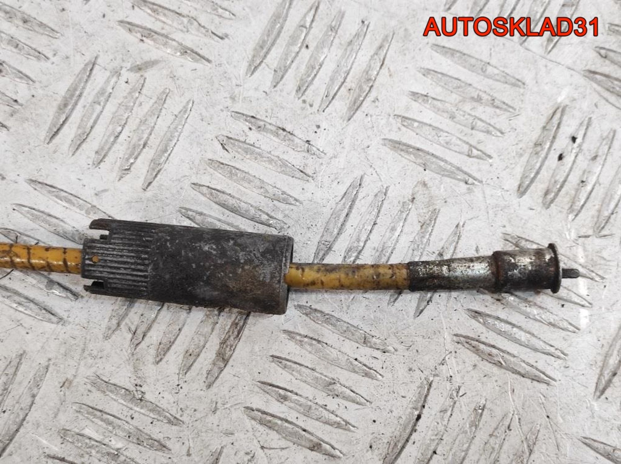 Трос спидометра VW Passat B3 357957803, 2000 рублей, Дубовое