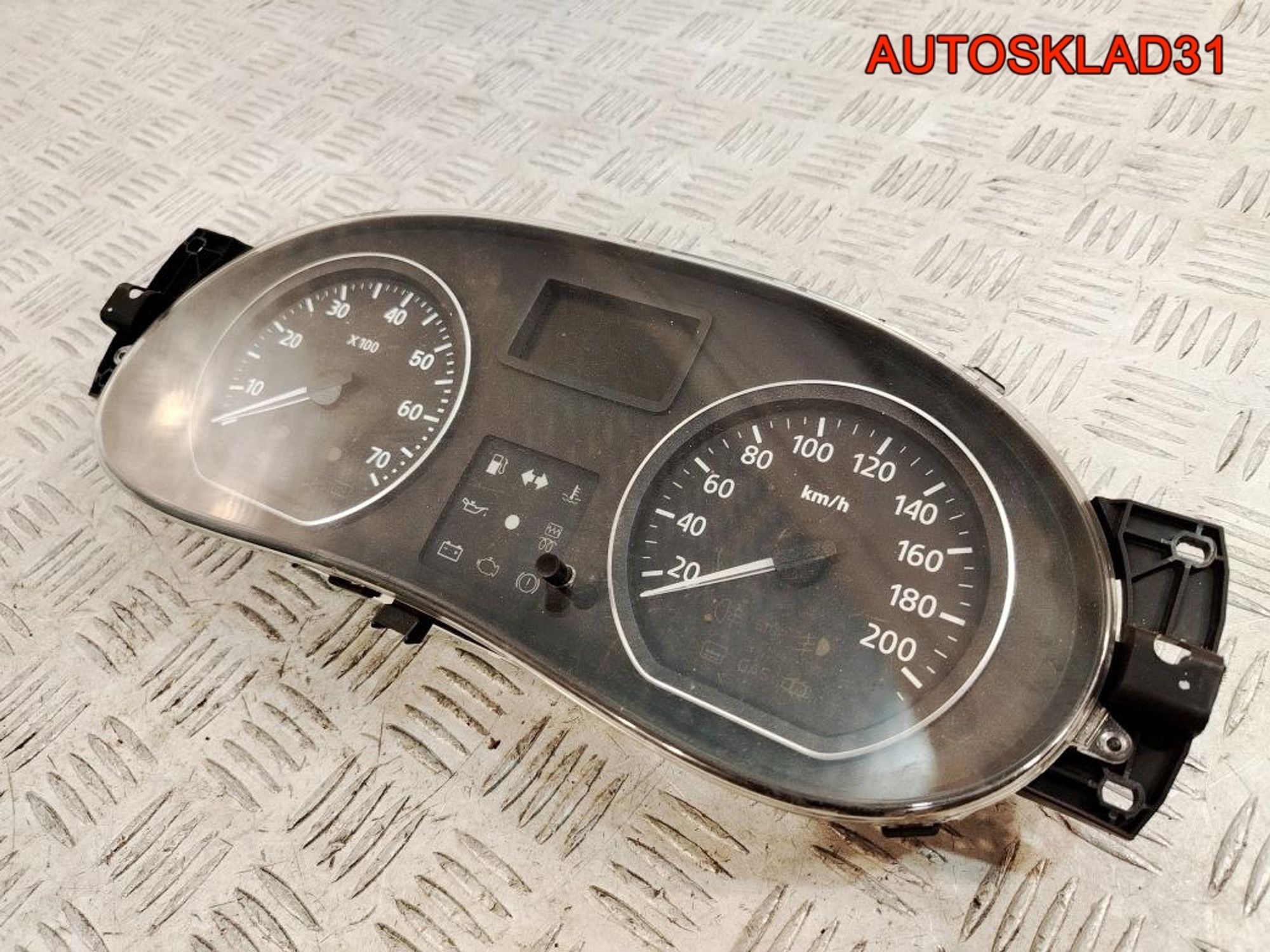 Панель приборов Renault Sandero 248101432R Бензин, 1500 рублей, Дубовое