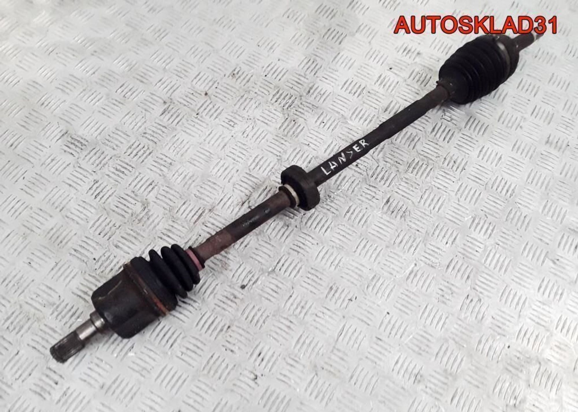 Полуось передняя правая Mitsubishi Lancer CB МКПП, 1800 рублей, Дубовое