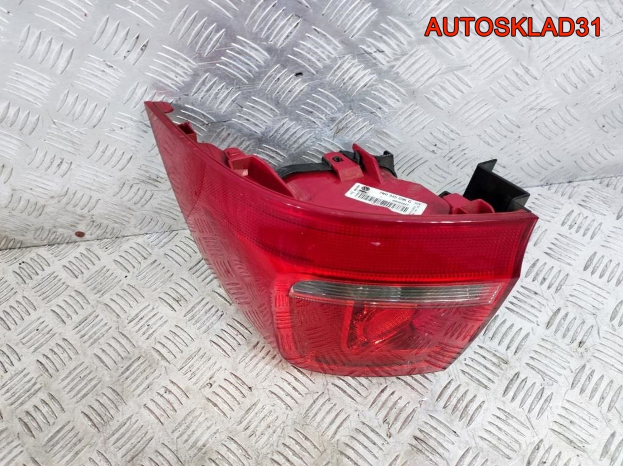 Фонарь задний наружный правый VW Sharan 7N0945096G, 6500 рублей, Дубовое