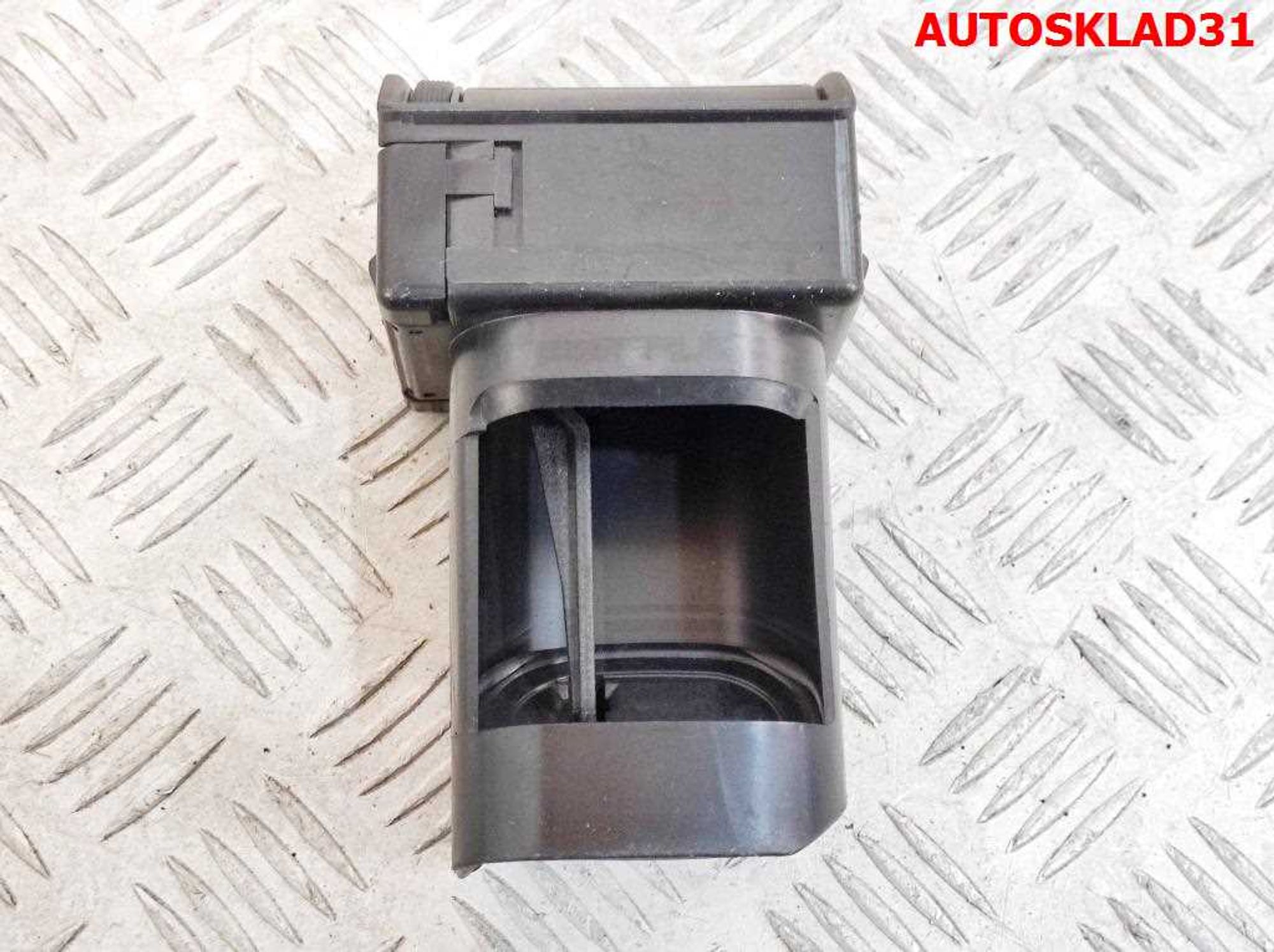 Дефлектор воздушный левый Audi A6 C4 4A1820901, 900 рублей, Дубовое