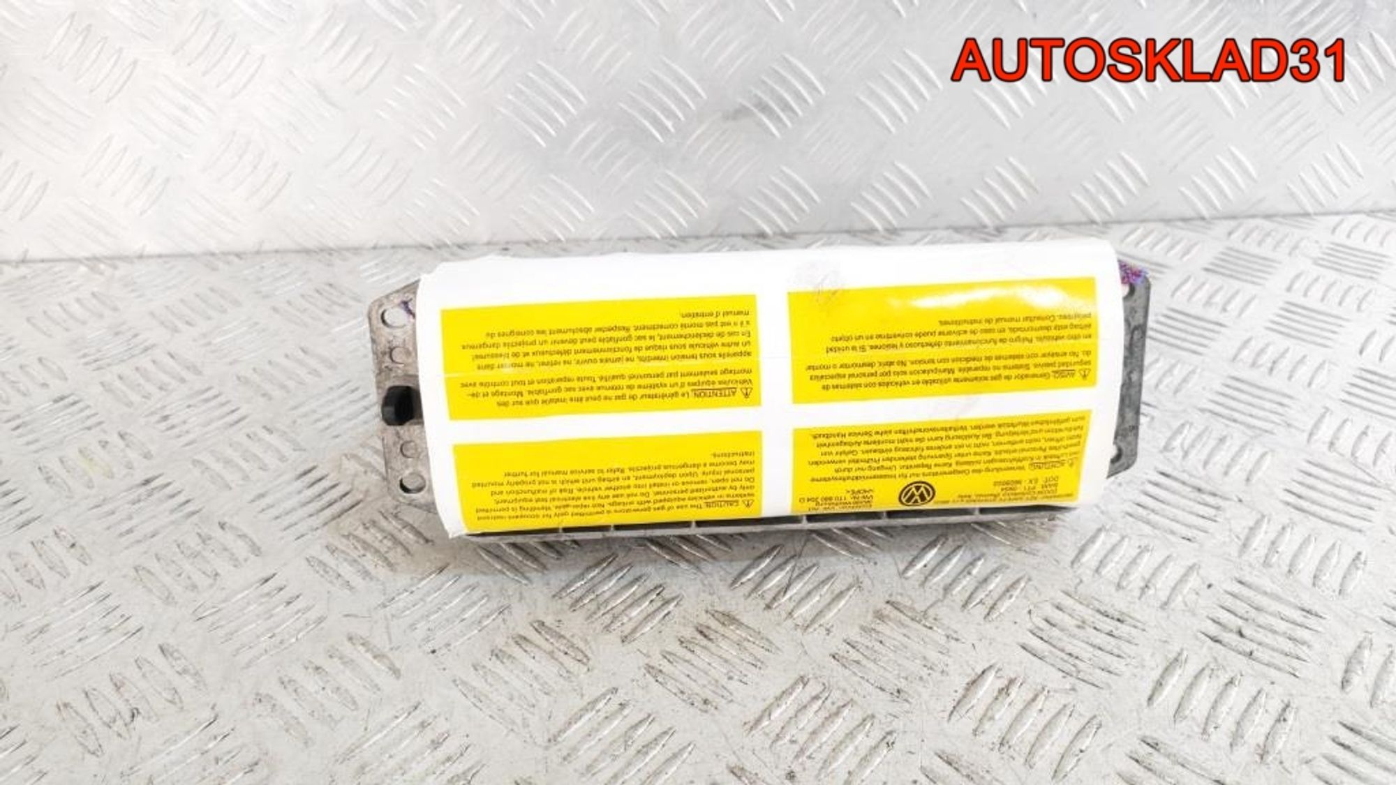 Подушка безопасности пассажира VW Touran 1T0880204A, 2000 рублей, Дубовое
