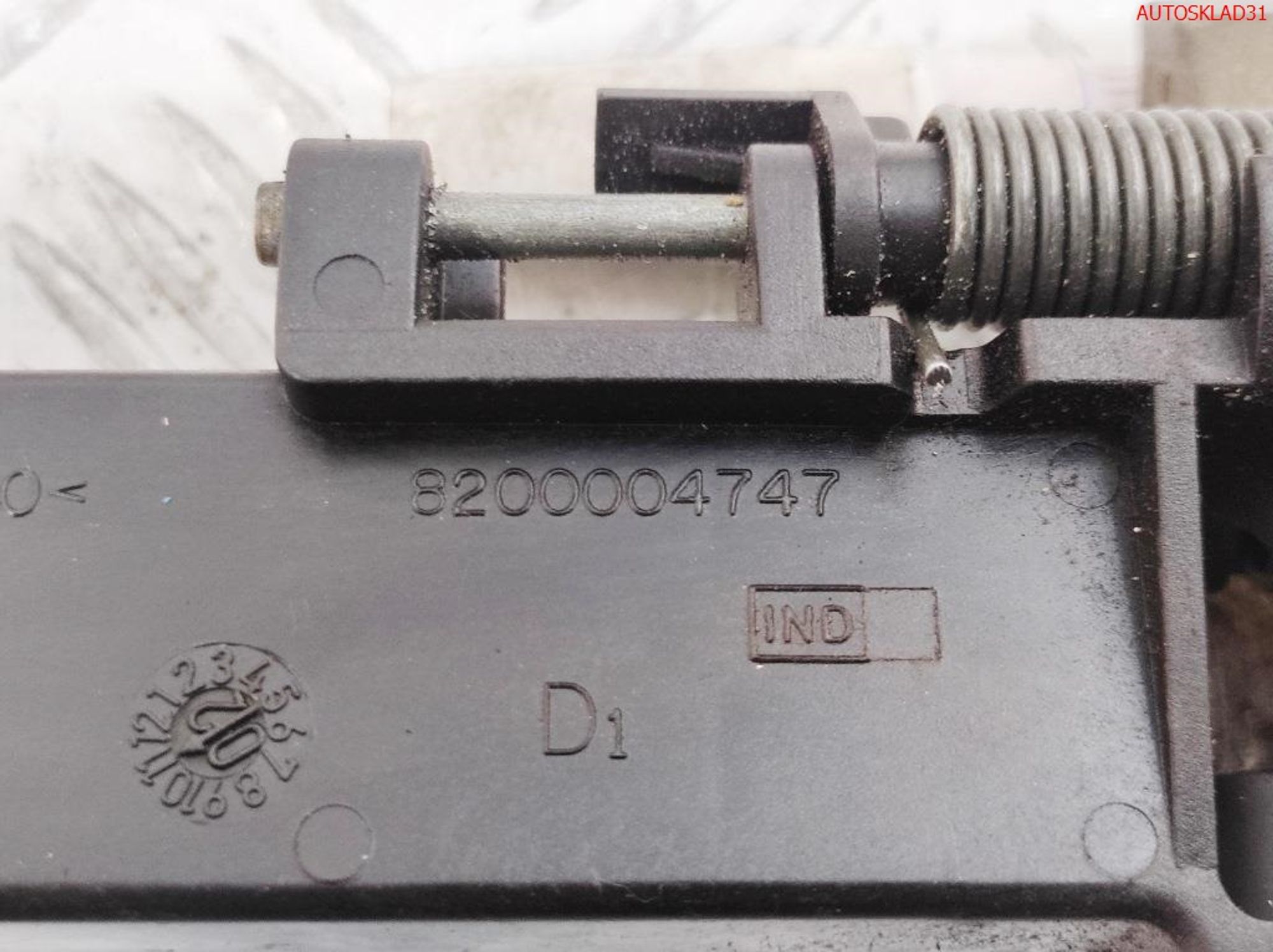 Ручка двери передняя правая Renault Laguna 2 	8200004747, 2000 рублей, Дубовое