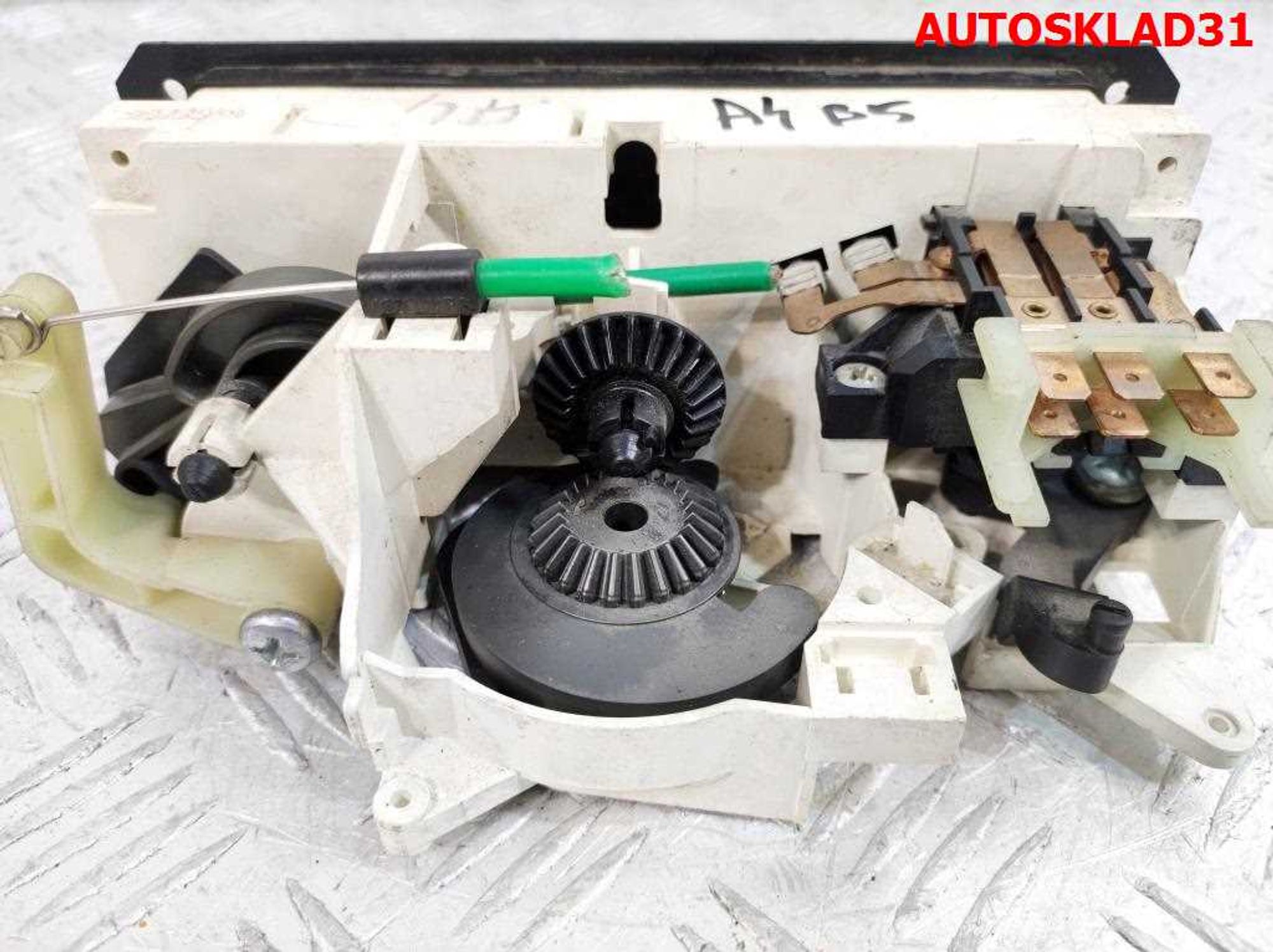 Блок управления отопителем Audi 80 B3 893959511, 4000 рублей, Дубовое