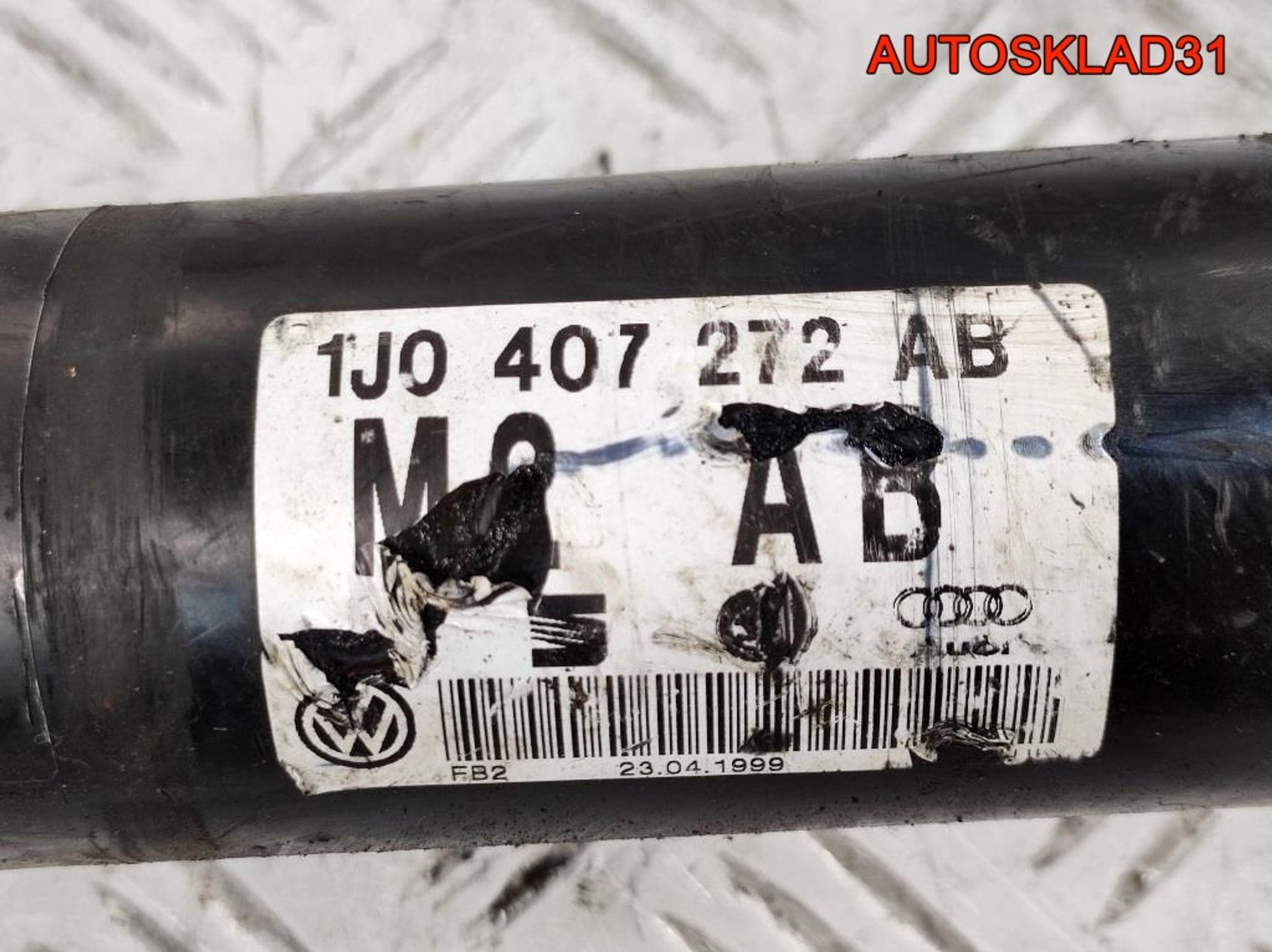 Полуось передняя правая Audi A3 8L 1J0407272AB, 4100 рублей, Дубовое