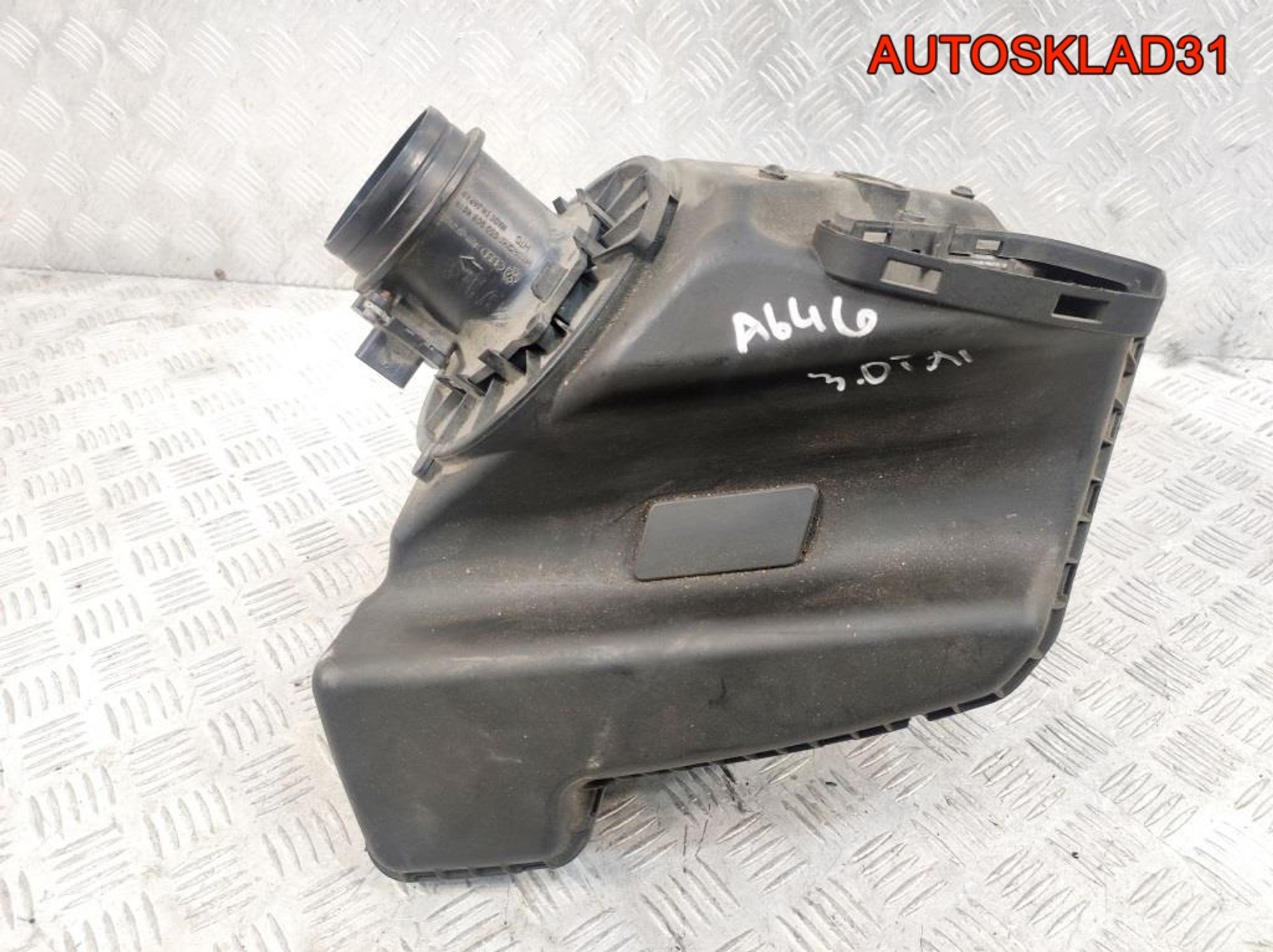 Корпус воздушного фильтра Audi A6 C7 4G 3.0  CDU 4G0133838E, 5000 рублей, Дубовое