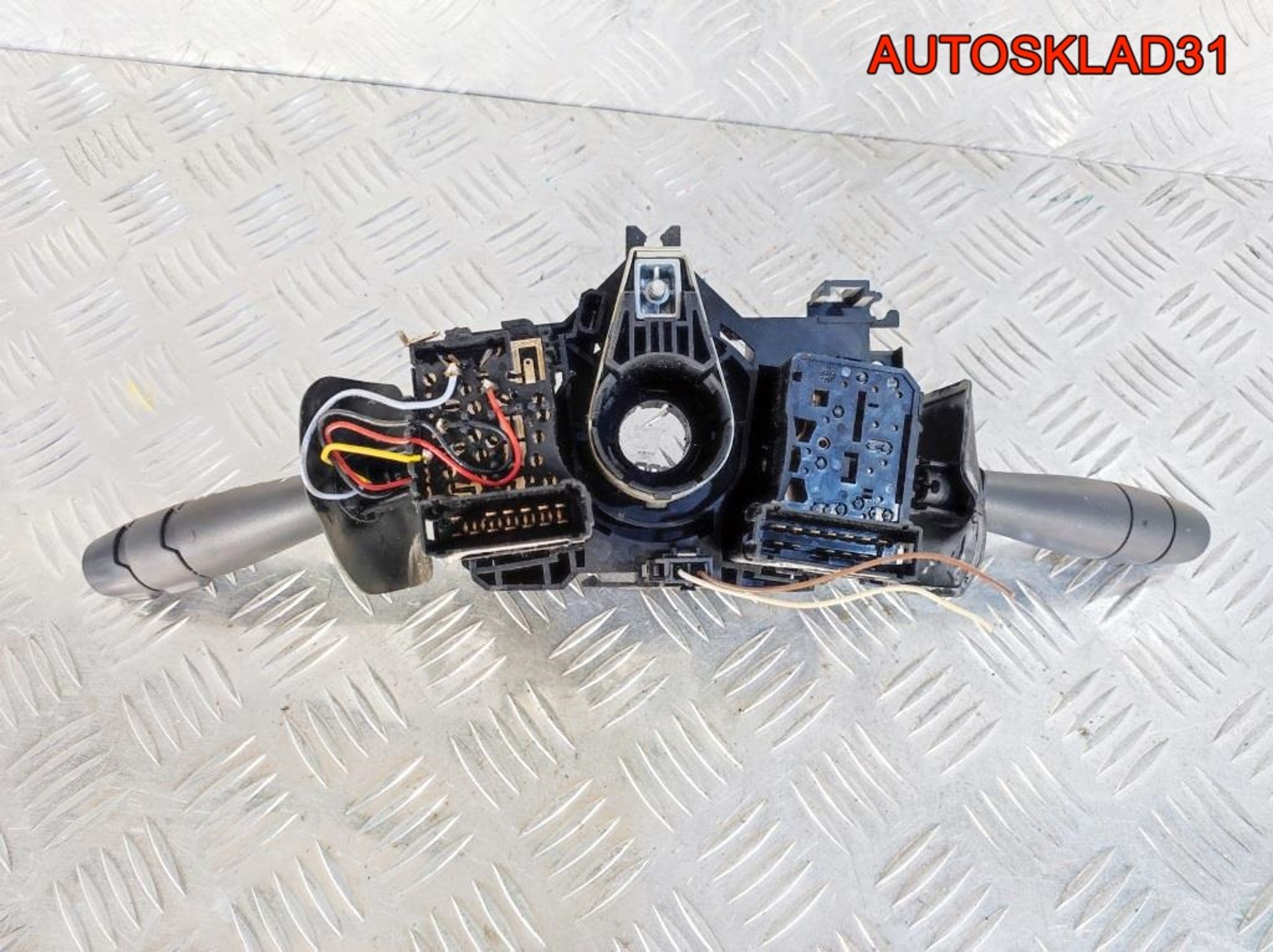 Переключатель подрулевой Renault Logan 8200792575, 2500 рублей, Дубовое