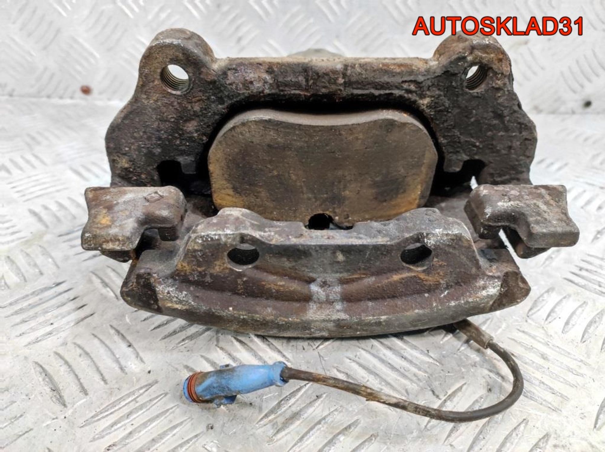 Суппорт тормозной передний левый Opel Vectra C 93176375, 2300 рублей, Дубовое