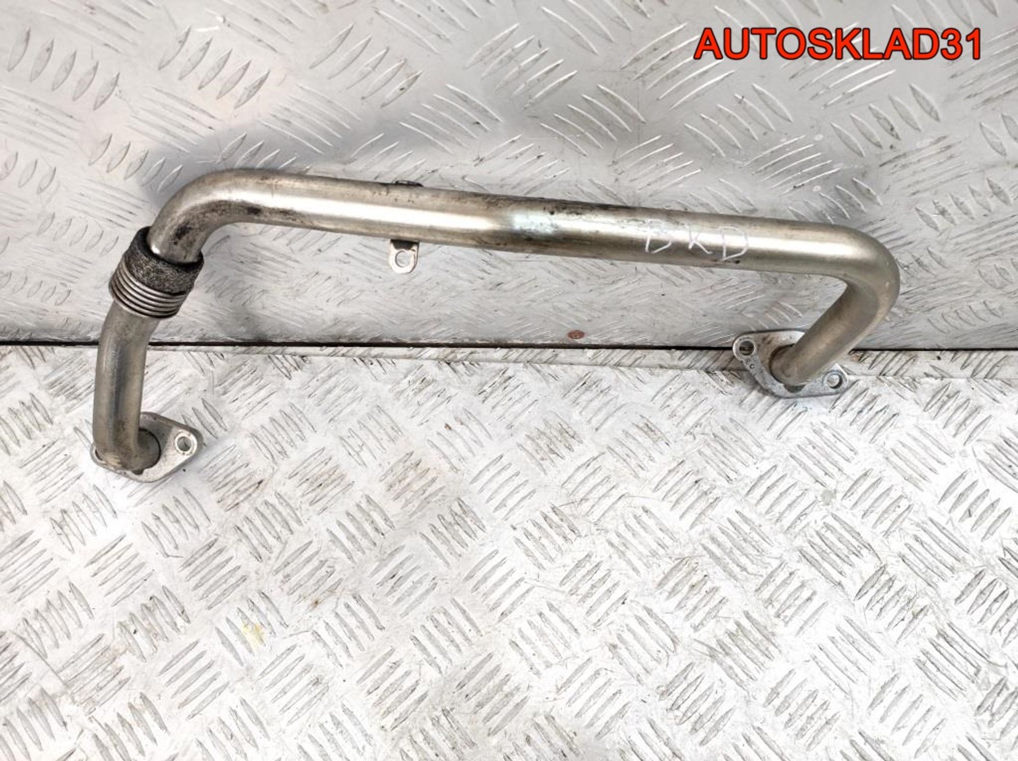 Трубка картерных газов VW Golf 5 2,0 Дизель 03G131521A, 1000 рублей, Дубовое