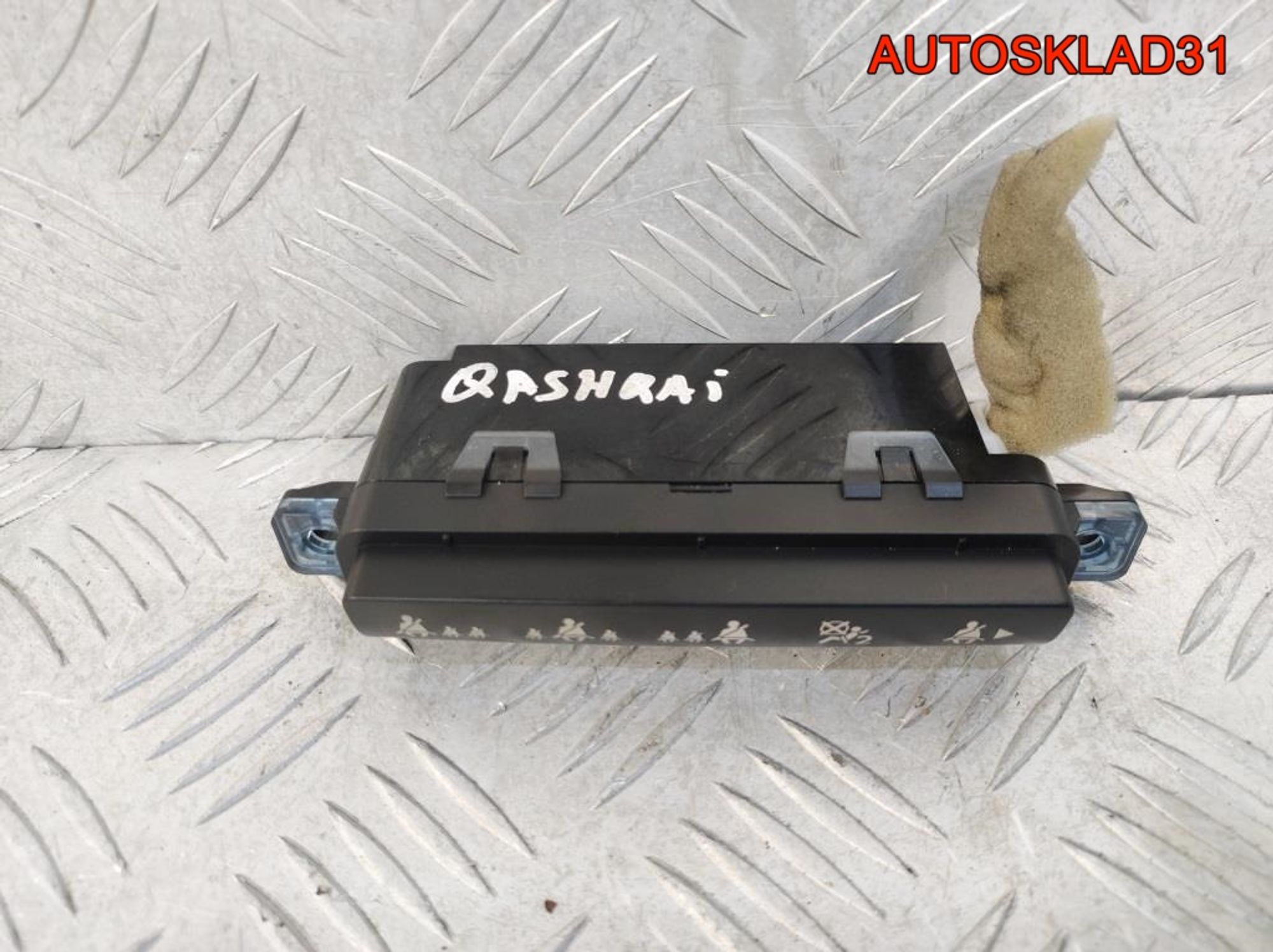 Индикатор ремней безопасности Nissan Qashqai J10, 1300 рублей, Дубовое