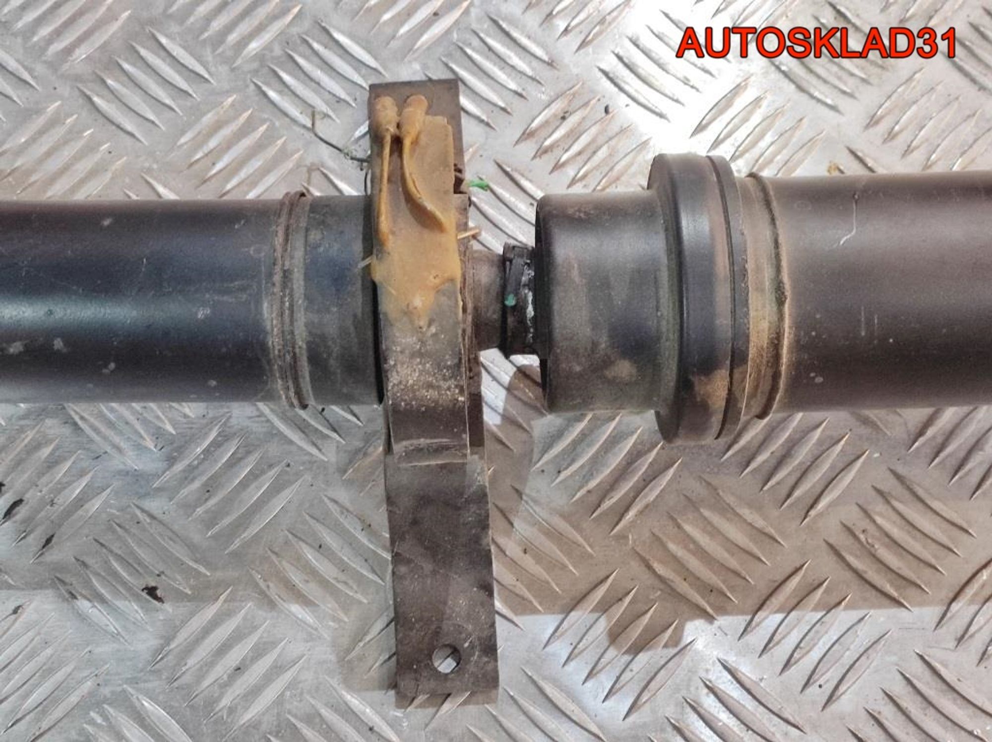 Вал карданный Audi A8 D3 6.0BHT АКПП Седан 4E0521101A, 8000 рублей, Дубовое