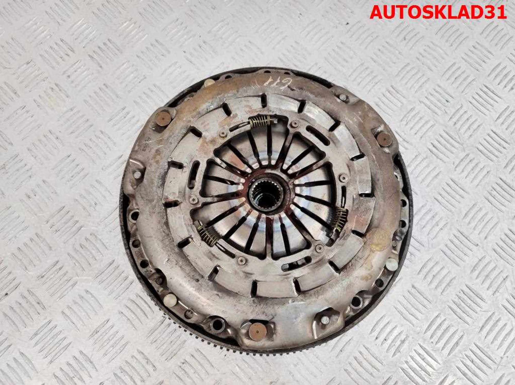 Маховик в сборе со сцеплением Mercedes W203 A6110301605, 15000 рублей, Дубовое