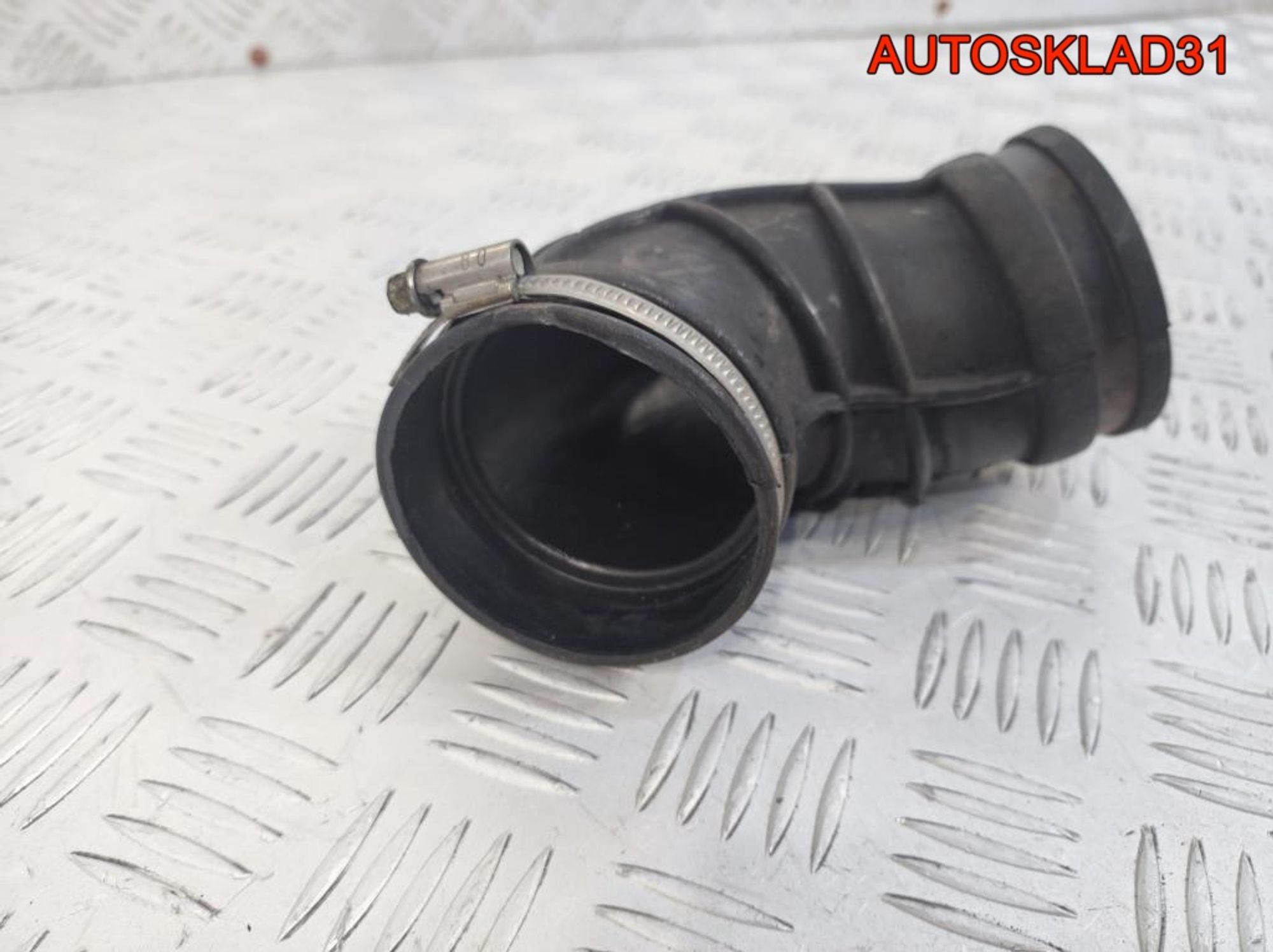 Патрубок воздушного фильтра Opel Astra H 90530766, 2100 рублей, Дубовое