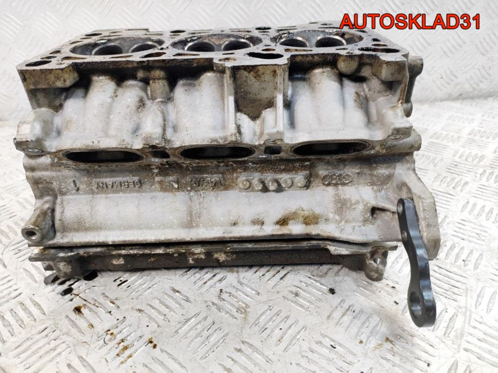 Головки блока правая Audi A4 B6 3,0 ASN 06C103373F, 7000 рублей, Дубовое