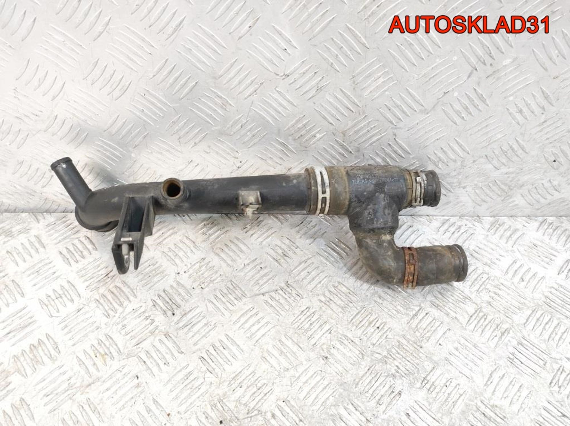 Трубка системы охлаждения Opel Vectra B 1,8 X18XE1 Бензин 90531675, 2000 рублей, Дубовое