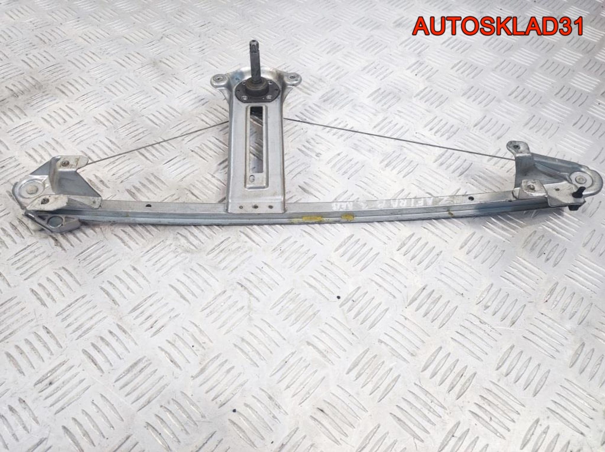 Стеклоподъемник задний левый Opel Zafira B, 900 рублей, Дубовое