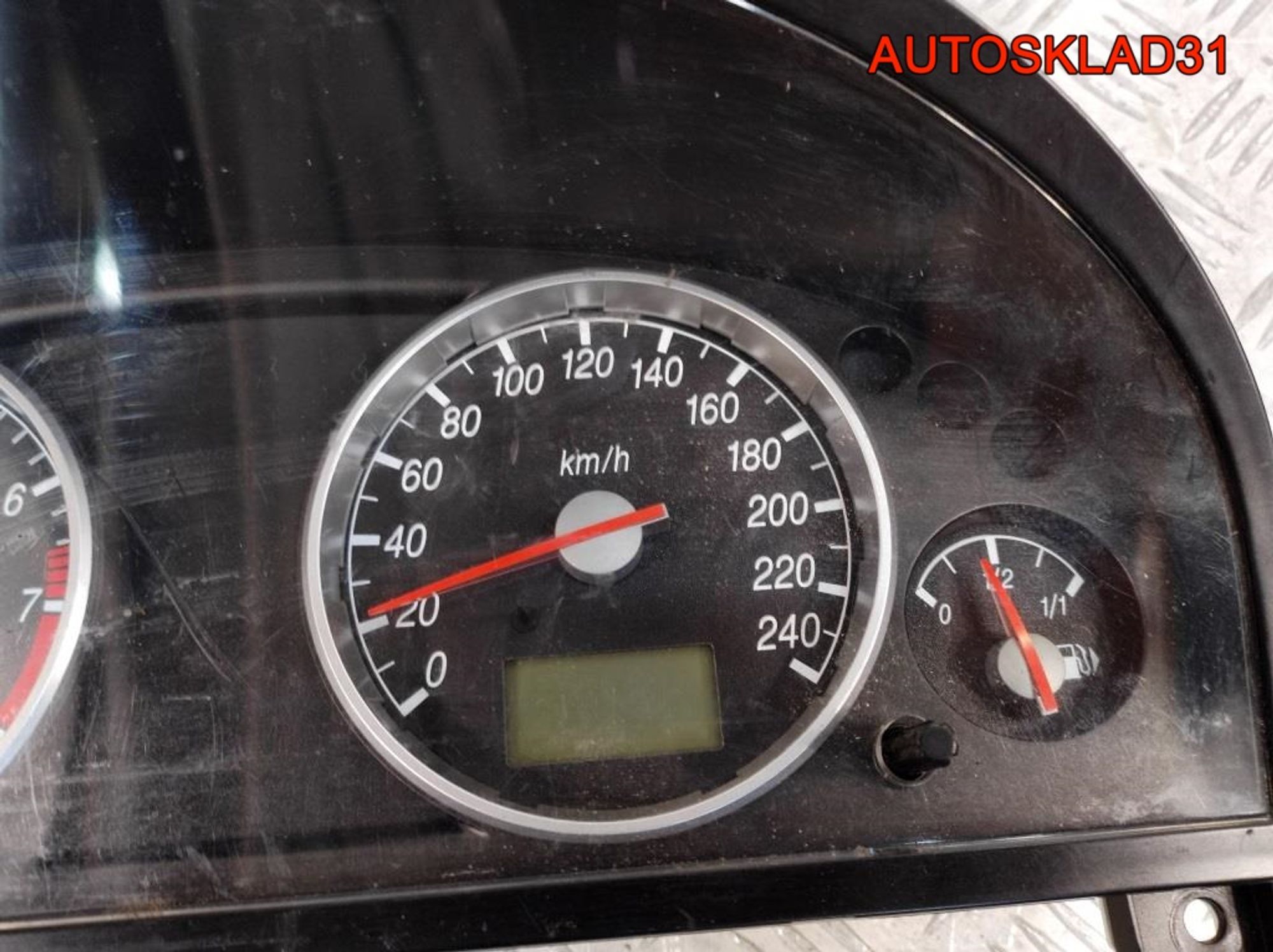 Панель приборов Ford Mondeo 3 Бензин 1S7F10849DK, 5400 рублей, Дубовое