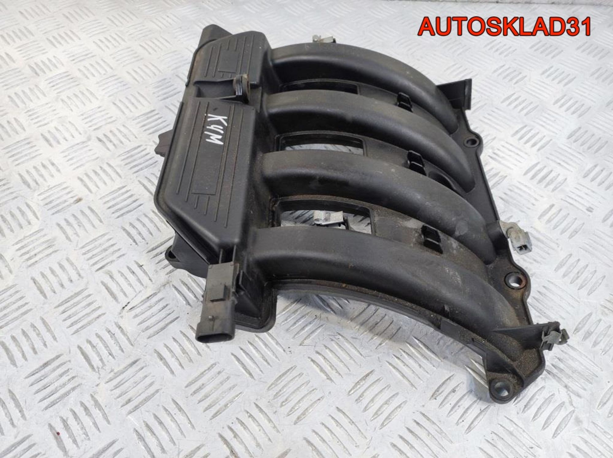 Коллектор впускной Renault Loga 1,6 K4M 8200020647, 2100 рублей, Дубовое