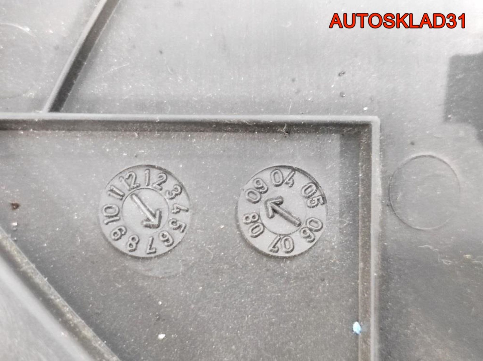 Накладка торпедо правая Nissan Micra K12 68499AX700, 600 рублей, Дубовое