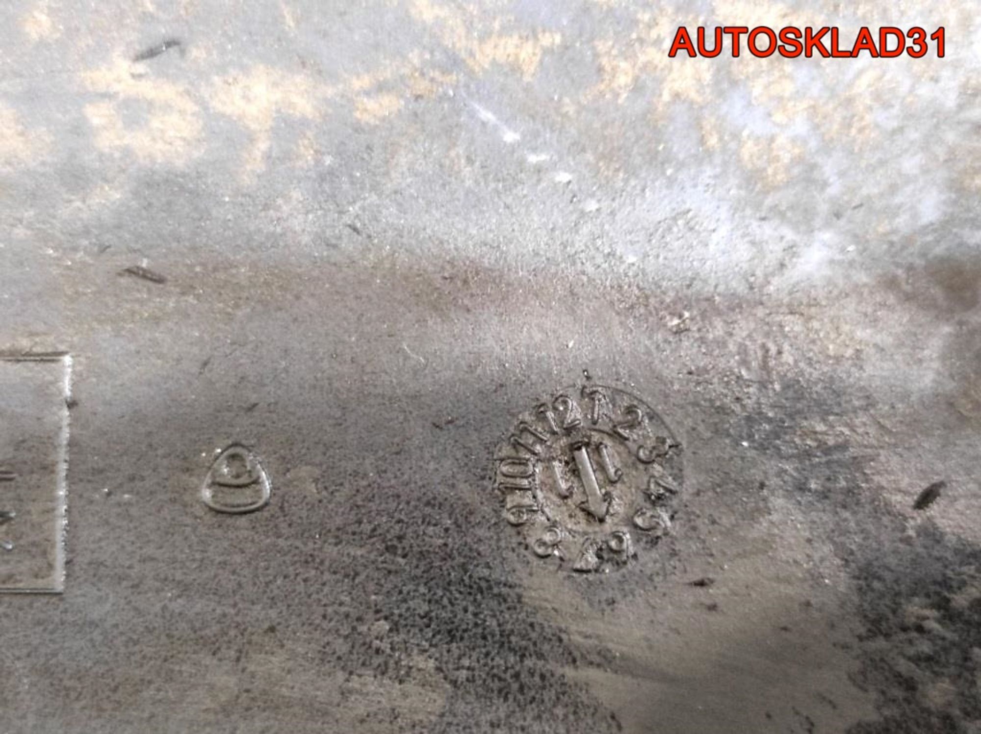 Заглушка бампера BMW E39 51128165099 Универсал, 1100 рублей, Дубовое