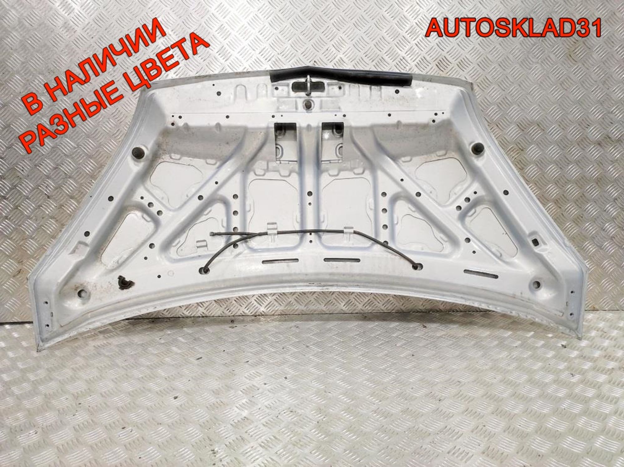Капот Mitsubishi Colt Z3 MN161899, 15000 рублей, Дубовое