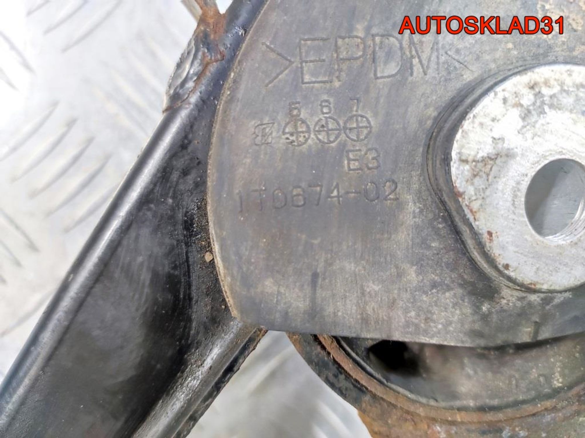 Опора двигателя задняя Toyota Corolla E15 1,6 1ZR, 2100 рублей, Дубовое