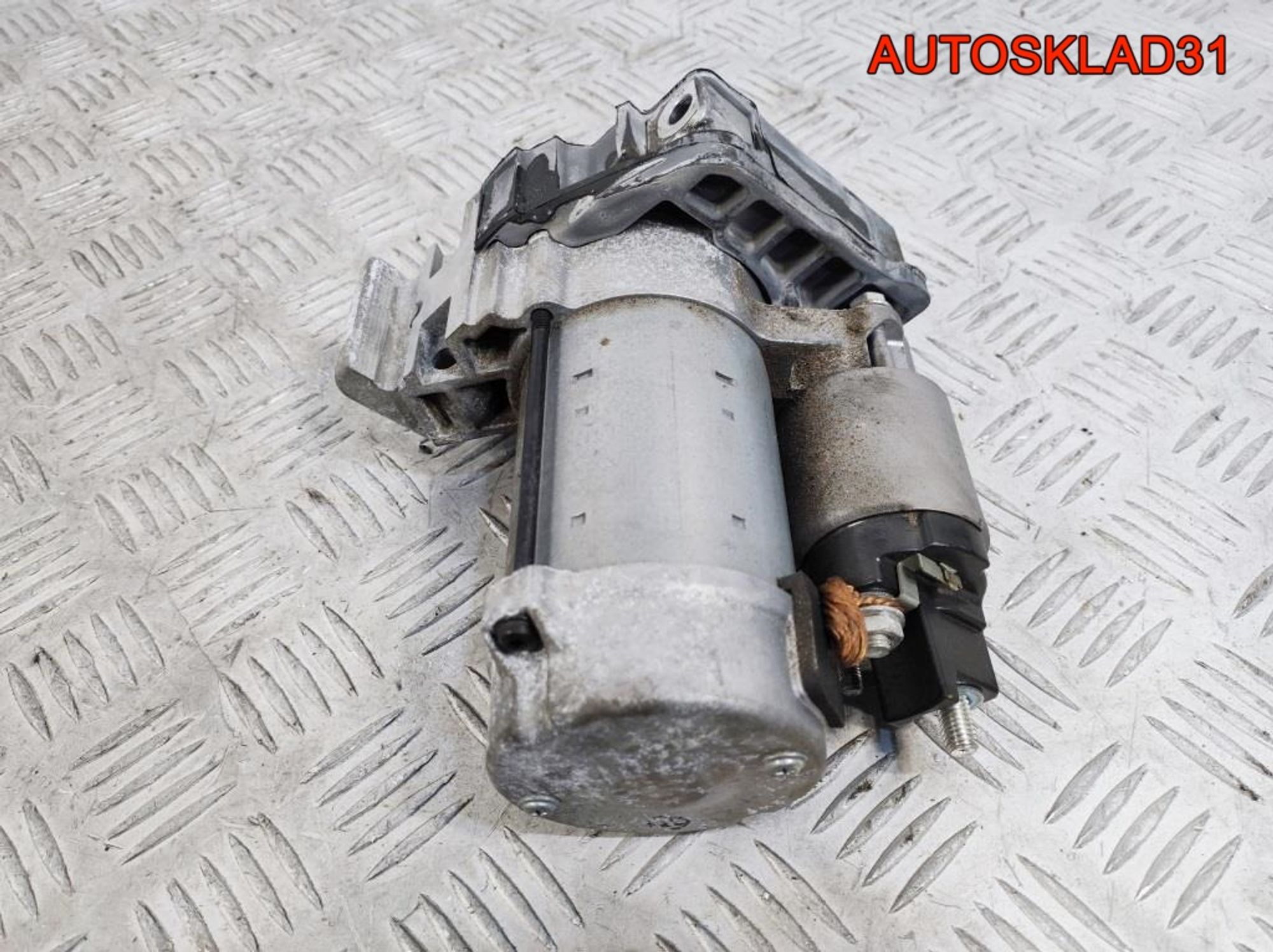 Стартер BMW F30 2,0 B47D20A 12418570846 Дизель, 6800 рублей, Дубовое