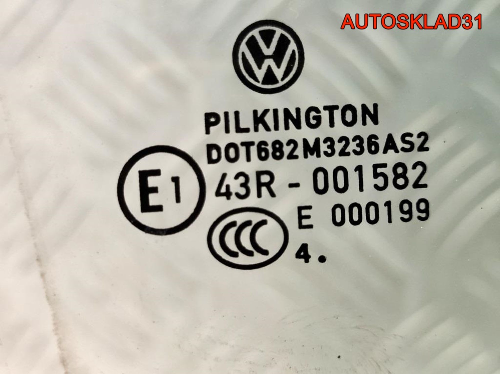 Стекло двери передней правой VW Touran 1T0845202D, 1300 рублей, Дубовое