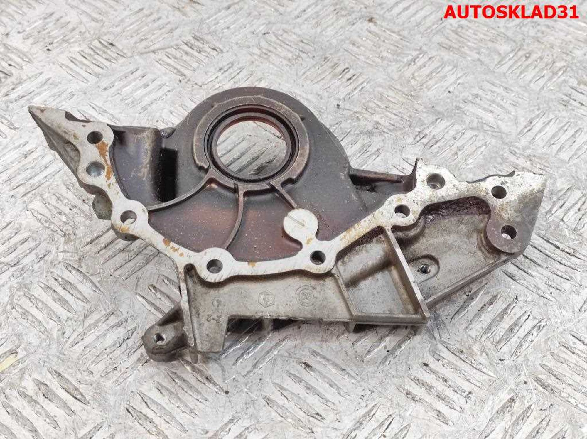 Крышка коленвала Renault Logan 1,4 K7J 710 7700273354, 1500 рублей, Дубовое