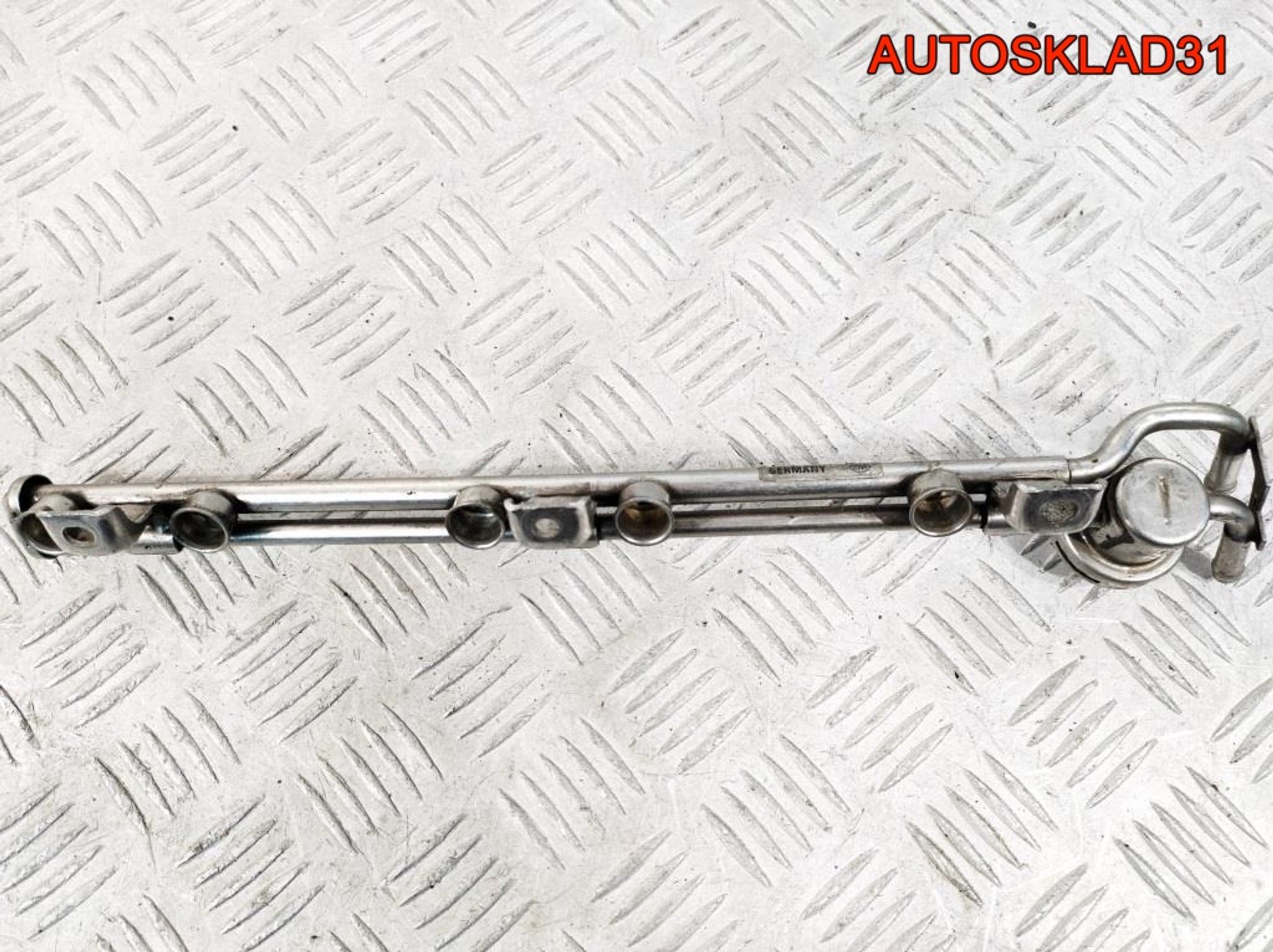 Рейка топливная VW Passat B5 2.3 AGZ 071133317, 900 рублей, Дубовое