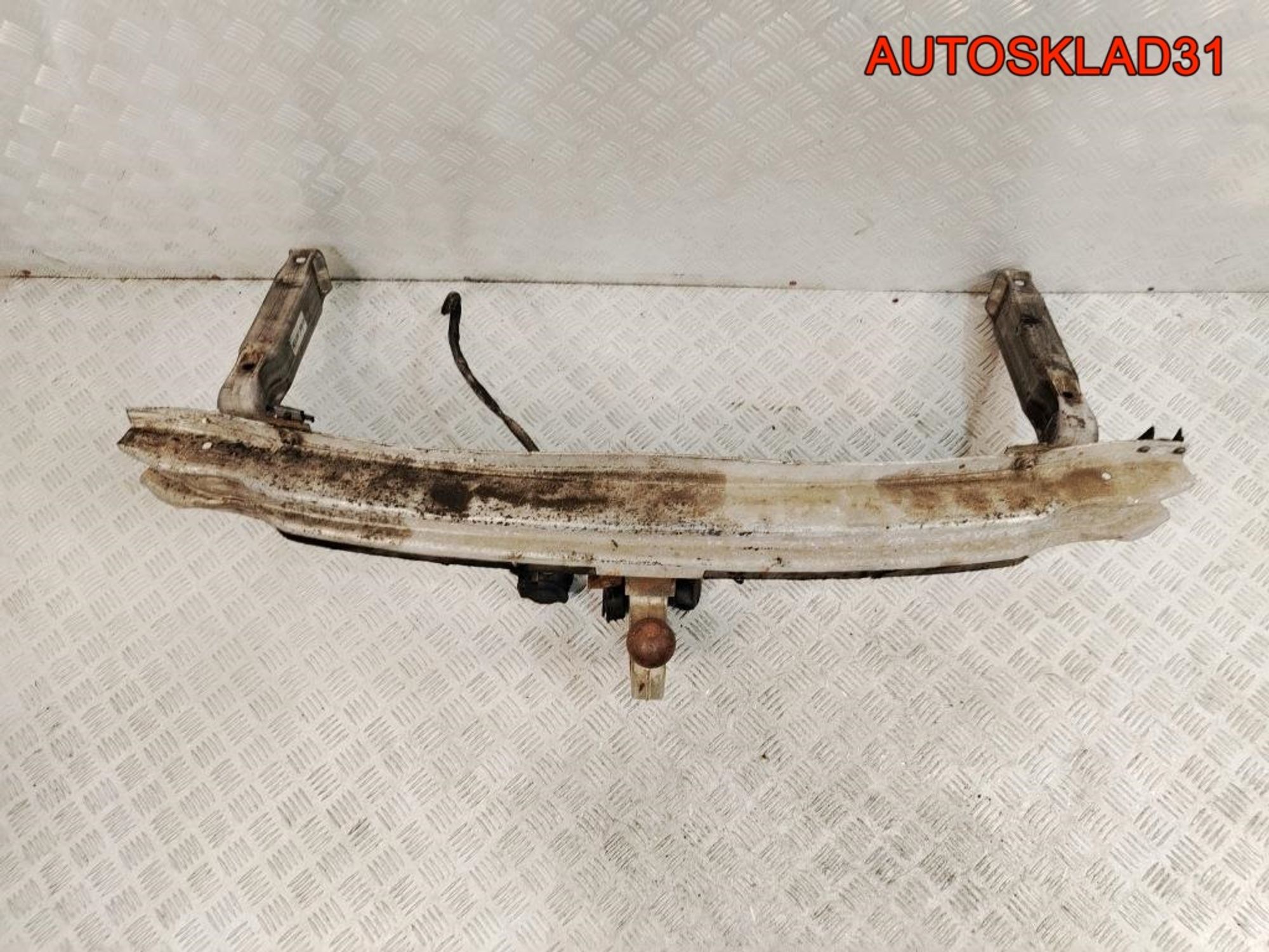 Фаркоп со съёмным крюкoм Audi A4 B6 Combi 8E0807309D, 20000 рублей, Дубовое